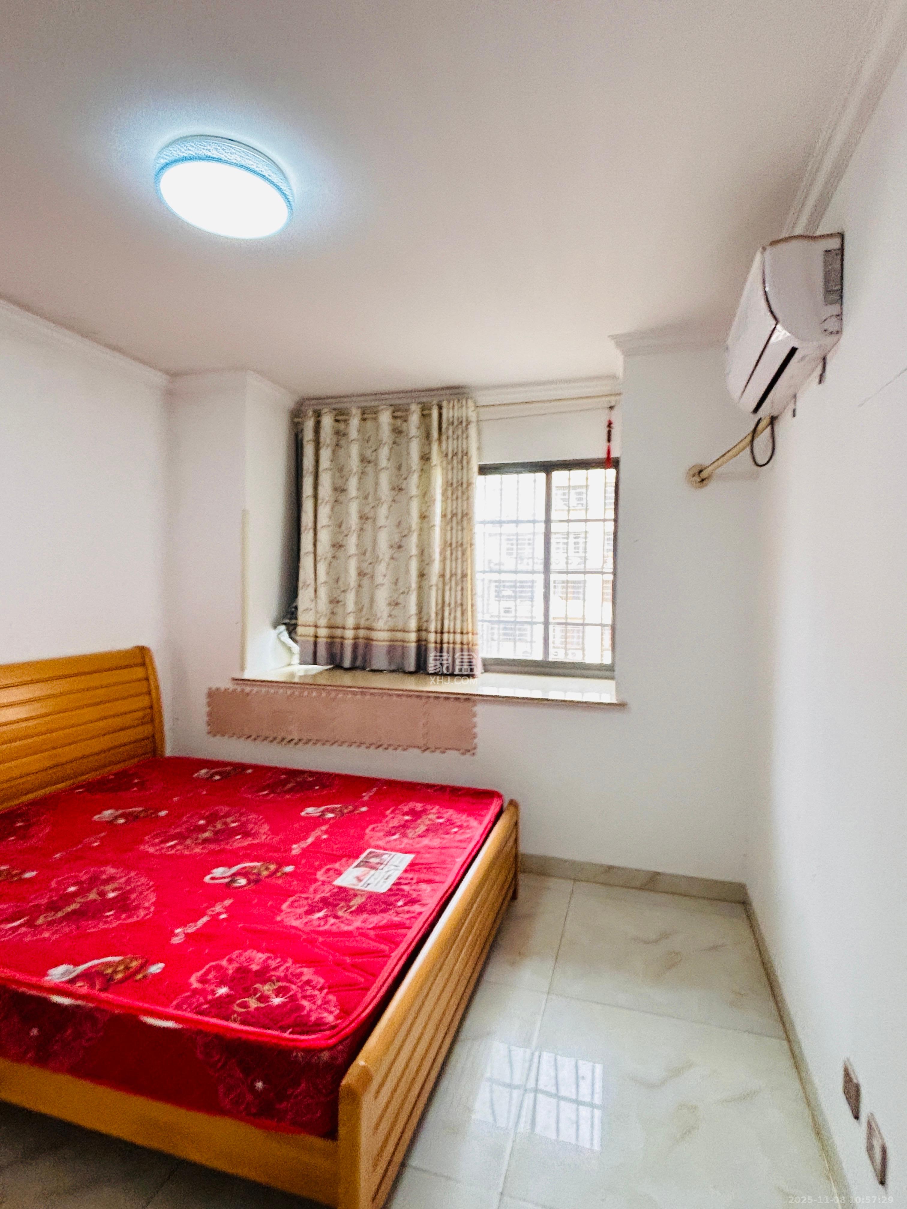 和康园小区  2室1厅1卫    1650.0元/月室内图