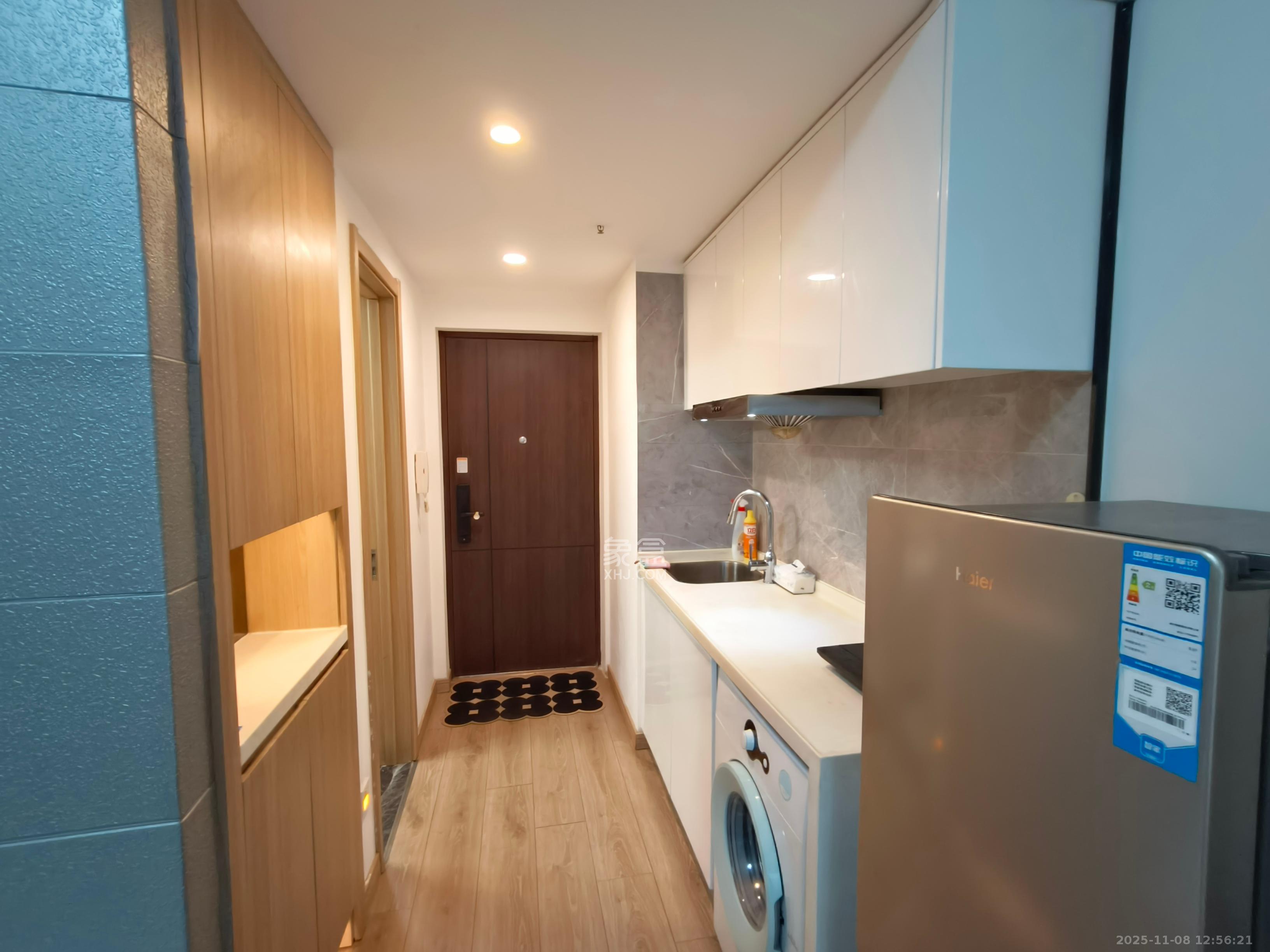 新城和樾(新城和樾公馆) 1室0厅1卫 1100.0元/月 新城和樾(新城和樾公馆) 1室0厅1卫 1100.0元/月室内图