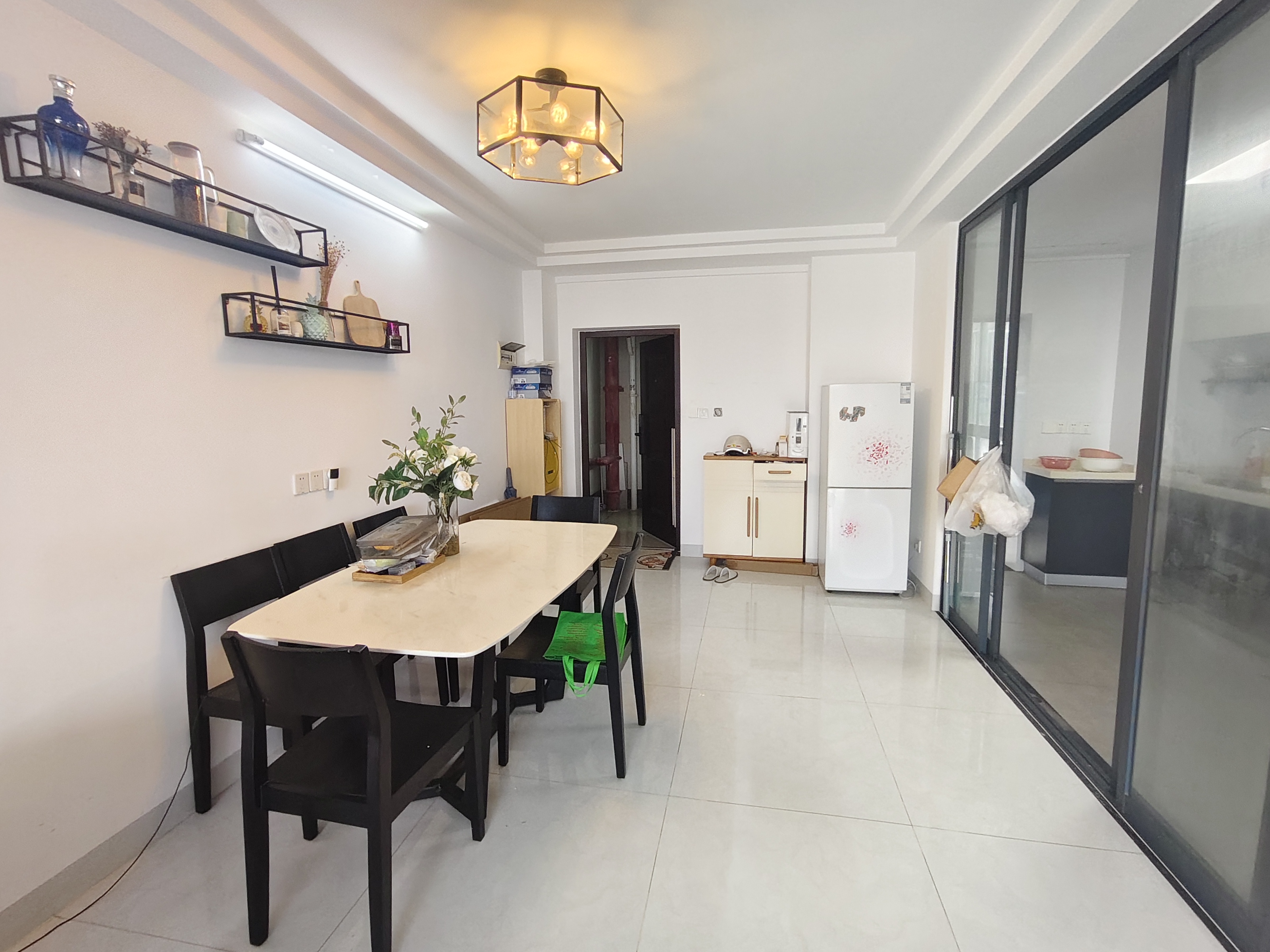 汇景骏园  3室2厅2卫    3500.0元/月室内图