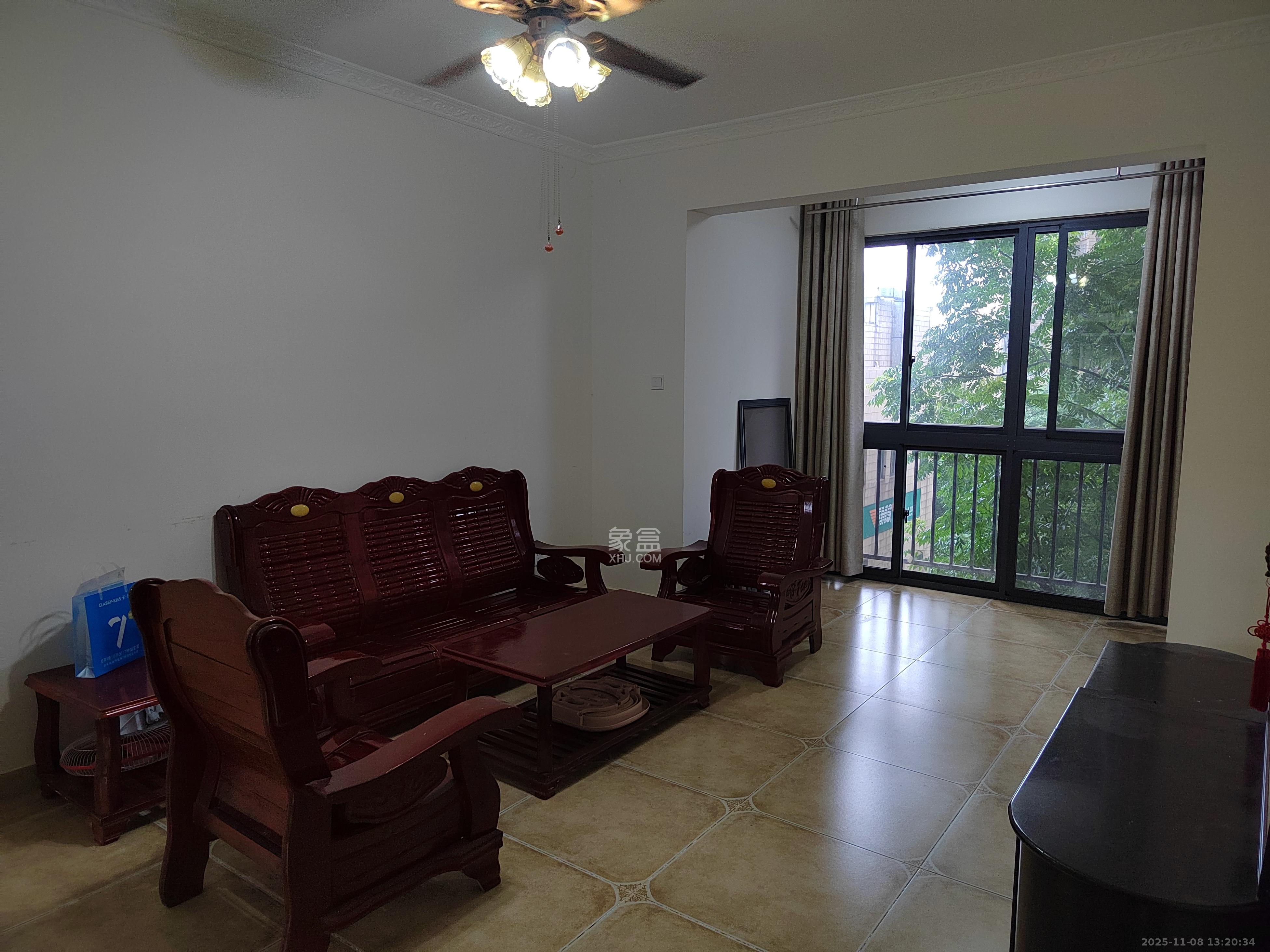 光明城市（星辰青年城）  3室2厅2卫    2100.0元/月室内图