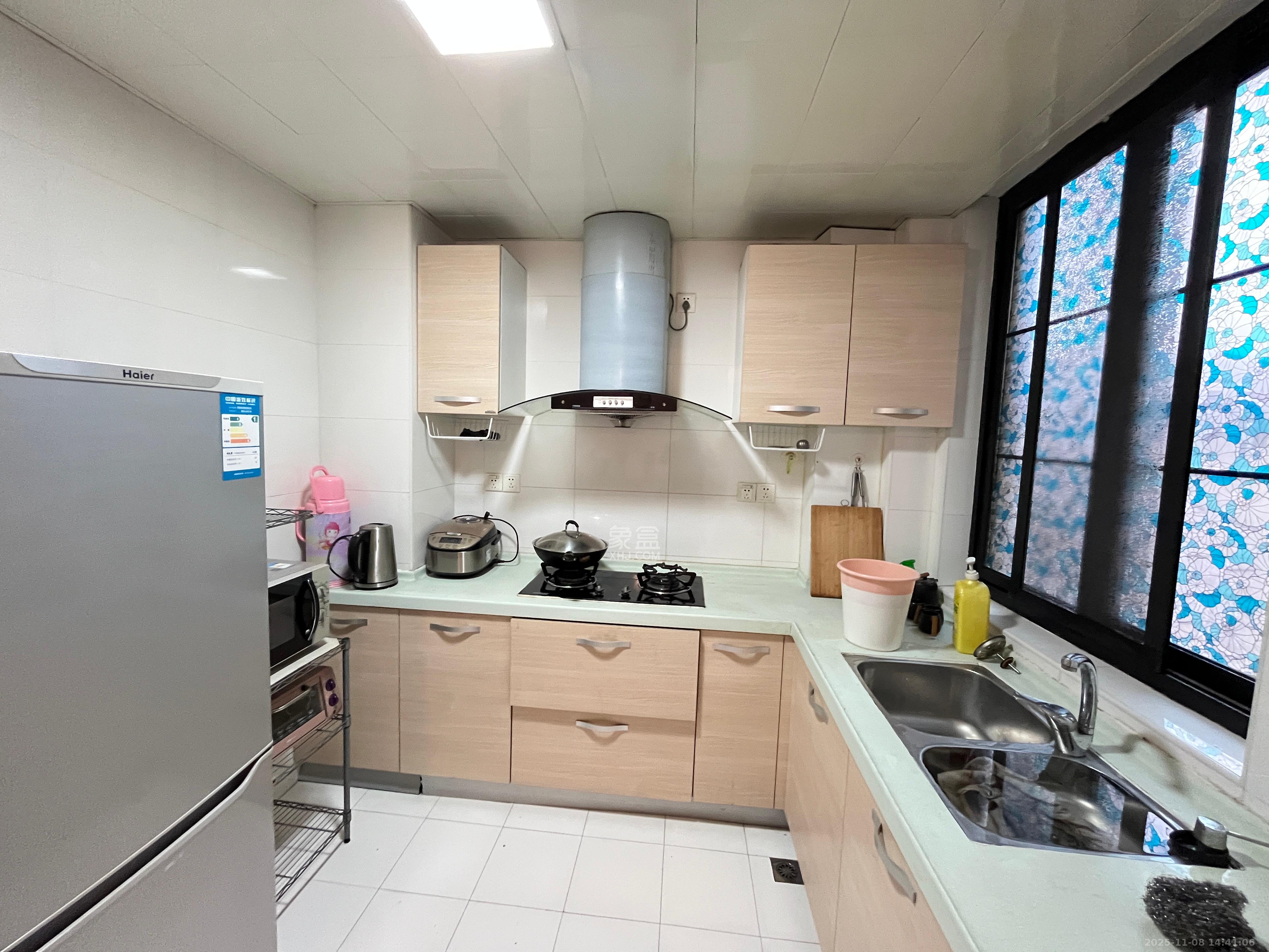 沁园春御院  2室2厅1卫    2400.0元/月室内图