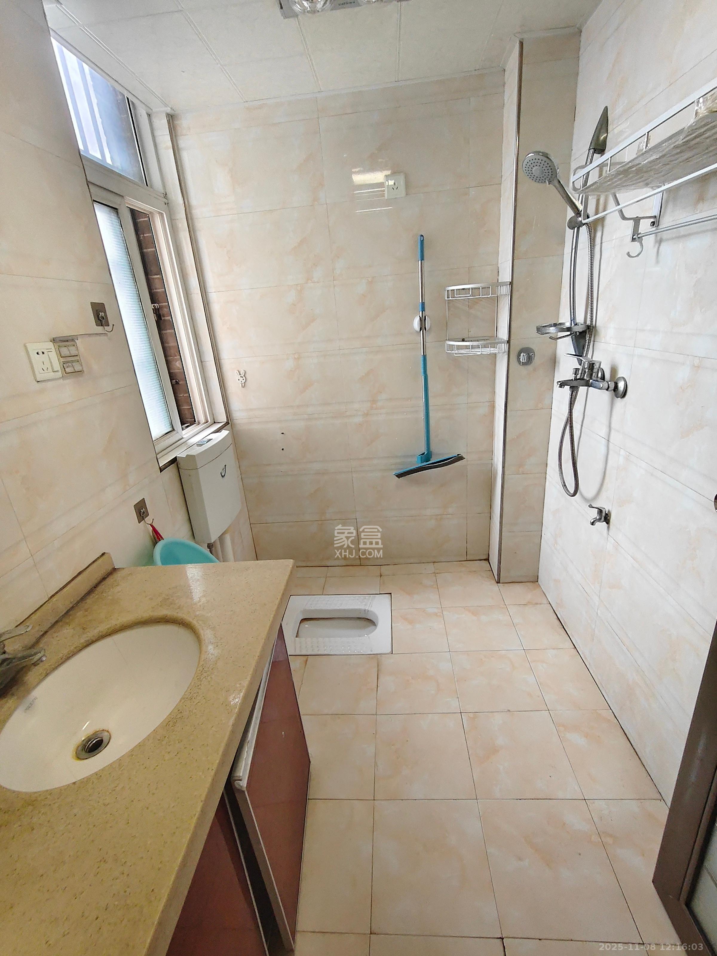 博雅湘水湾  2室2厅1卫    1600.0元/月室内图