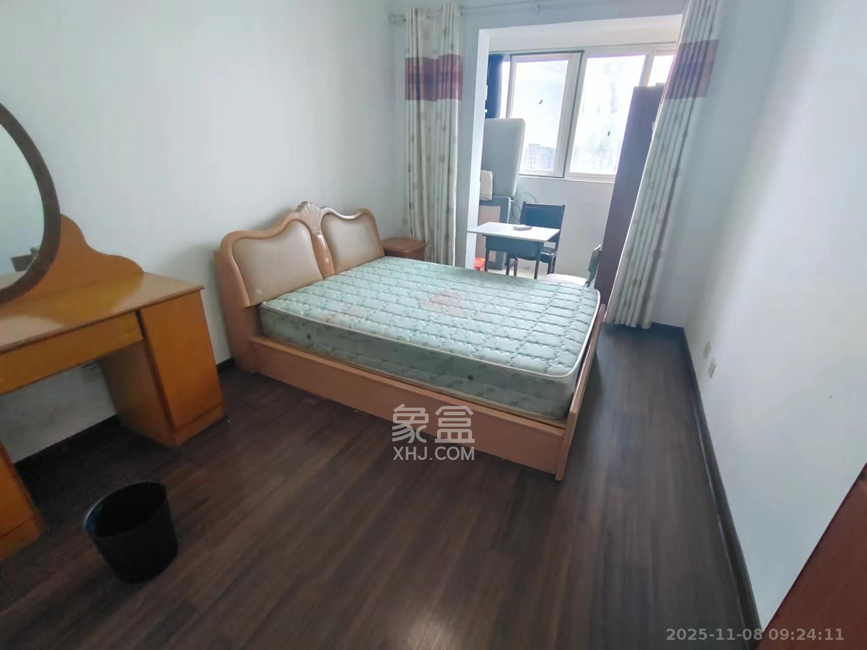 益佳苑  2室1厅1卫    2000.0元/月室内图