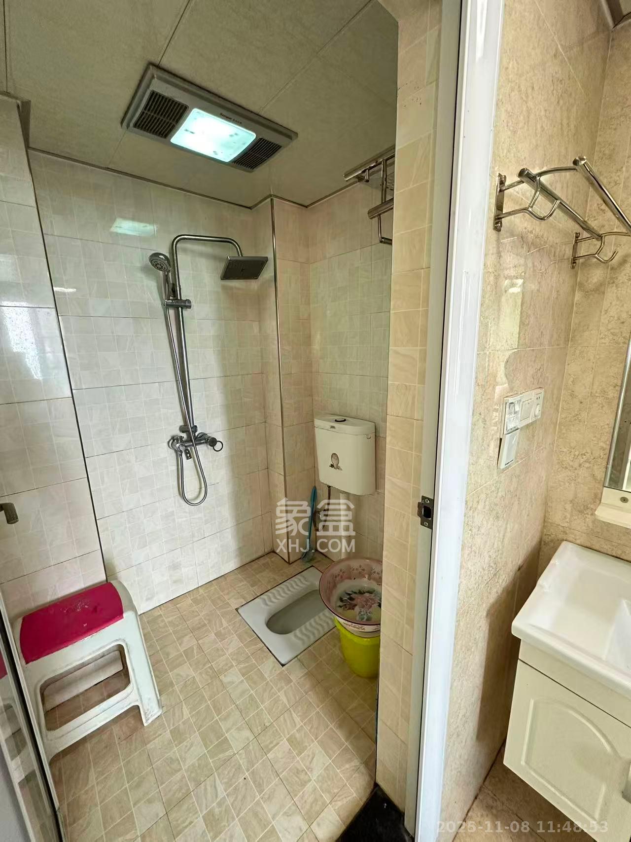 瑞都豪庭  2室1厅1卫    2000.0元/月室内图