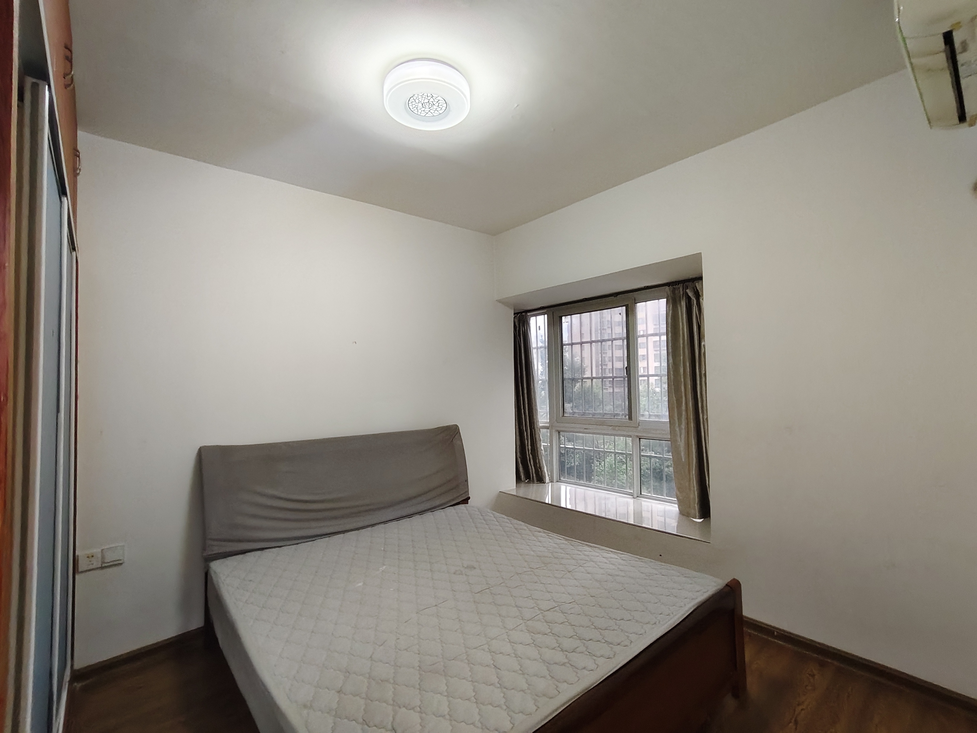 家和苑(原梅溪湖保障性住房一期) 2室2厅1卫 1800.0元/月 家和苑(原梅溪湖保障性住房一期) 2室2厅1卫 1800.0元/月户型图