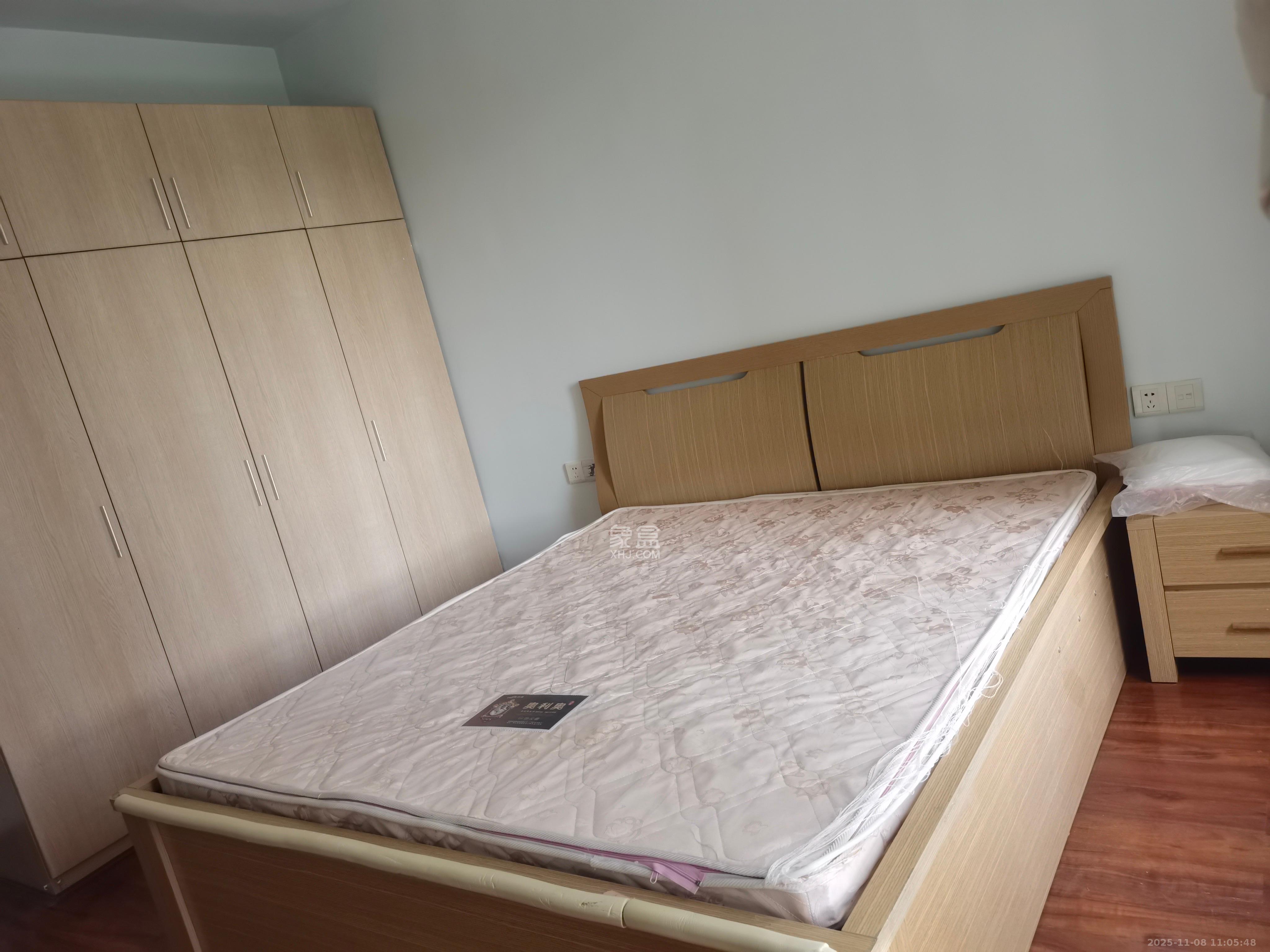 湘诚嘉园 2室2厅1卫 2100.0元/月 湘诚嘉园 2室2厅1卫 2100.0元/月室内图