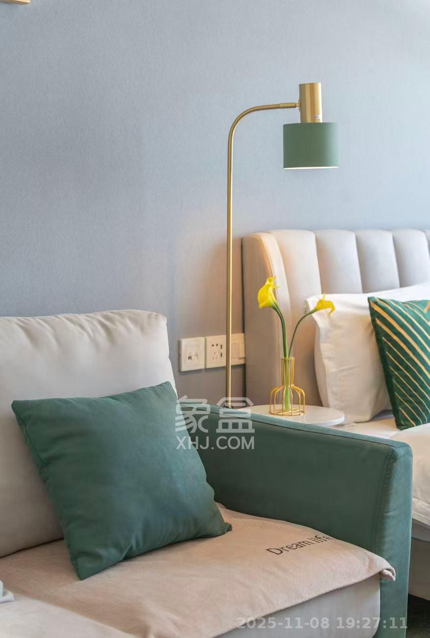 卓越浅水湾  1室1厅1卫    1500.0元/月室内图