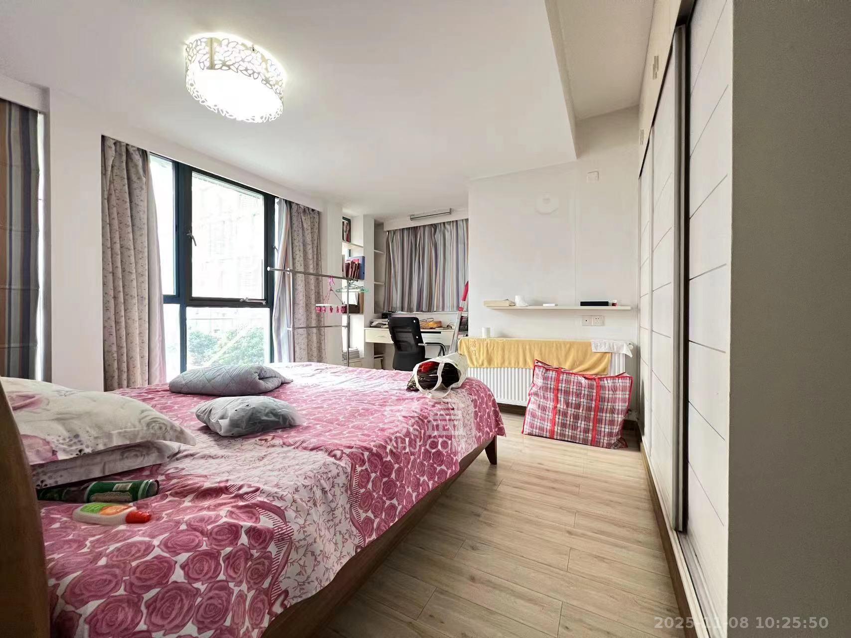 东一国际 1室1厅1卫 1800.0元/月 东一国际 1室1厅1卫 1800.0元/月室内图