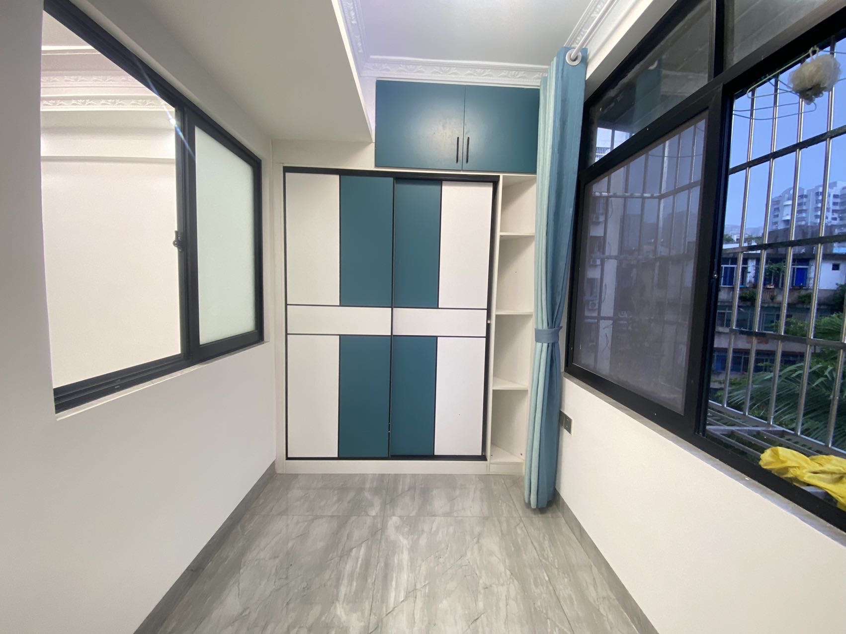 滨海之星酒店公寓 1室1厅1卫 40.0万 滨海之星酒店公寓 1室1厅1卫 40.0万客厅