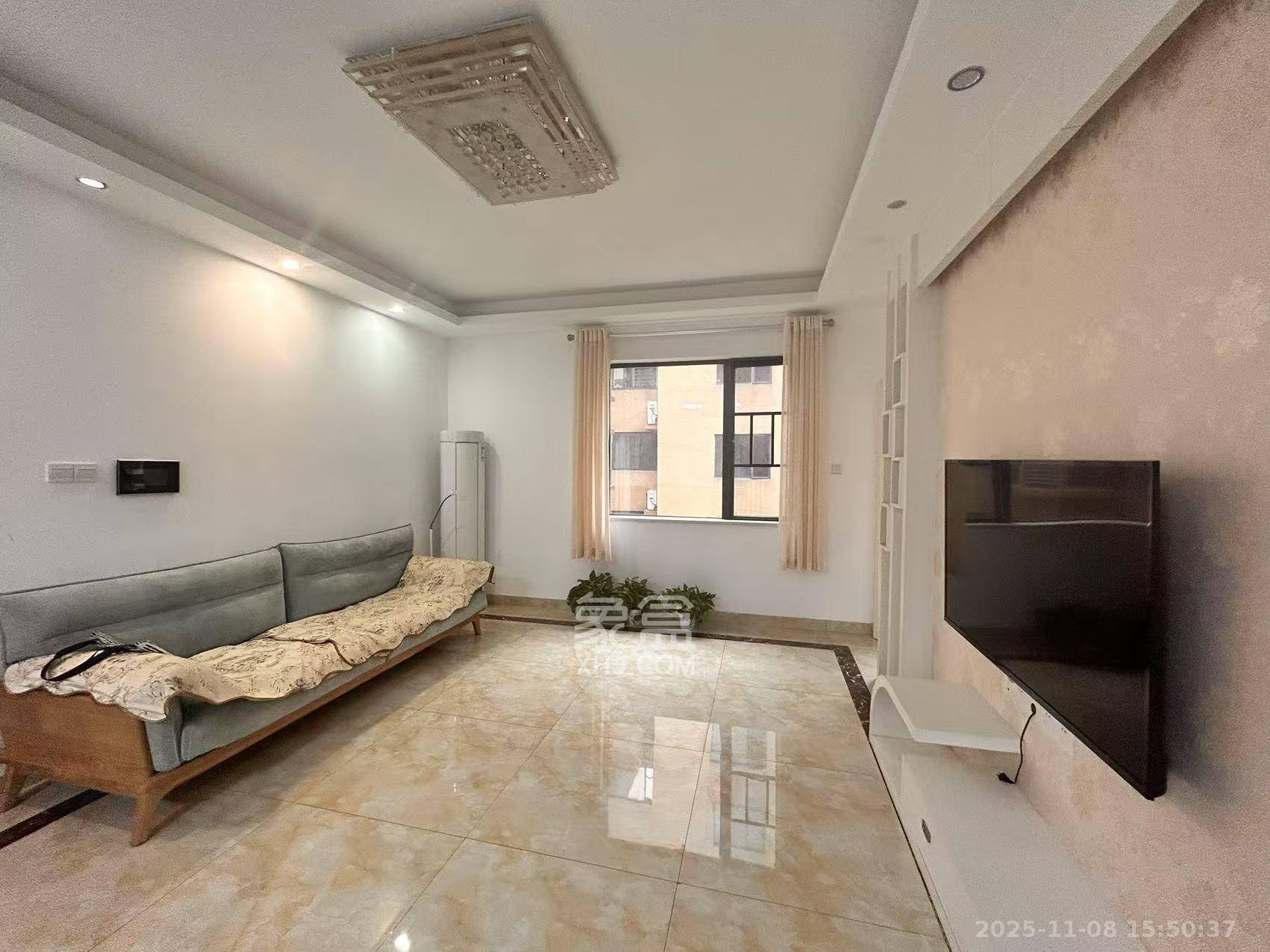 兴威帕克水岸 3室1厅2卫 2500.0元/月 兴威帕克水岸 3室1厅2卫 2500.0元/月室内图