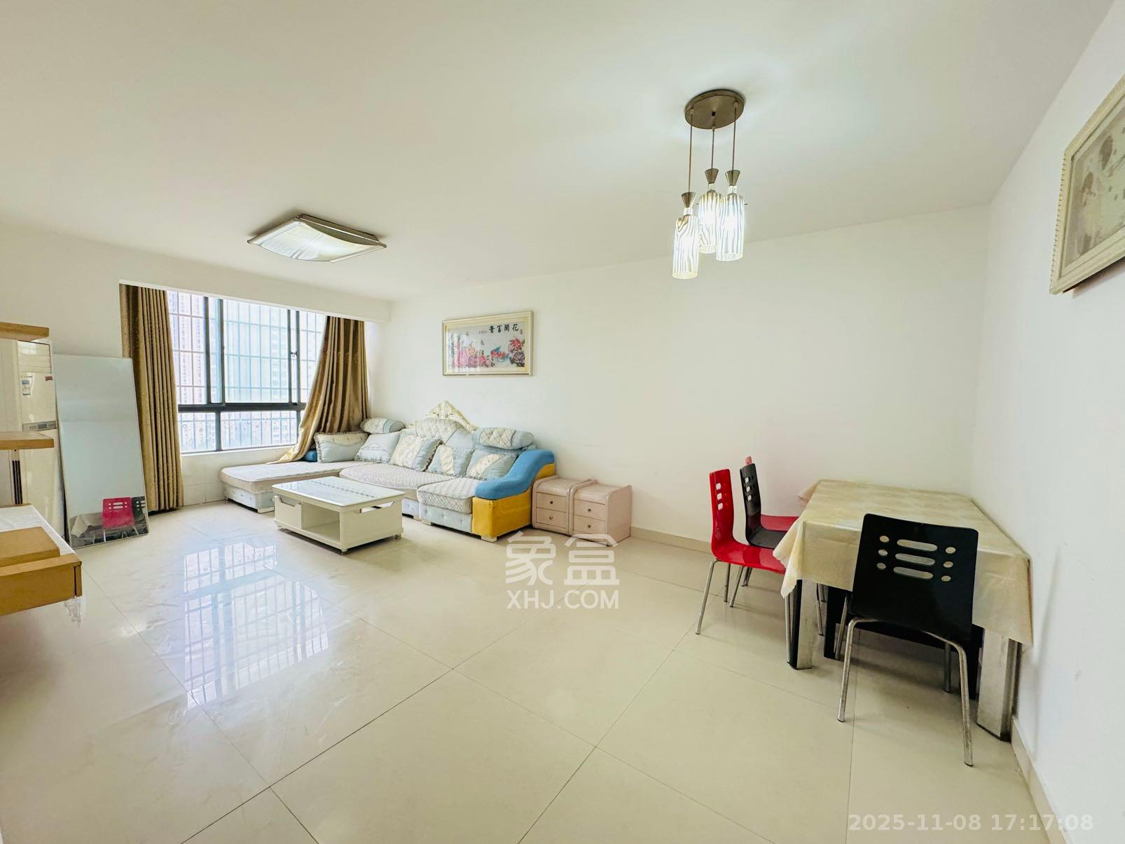 融橙上品  3室1厅1卫    2000.0元/月室内图