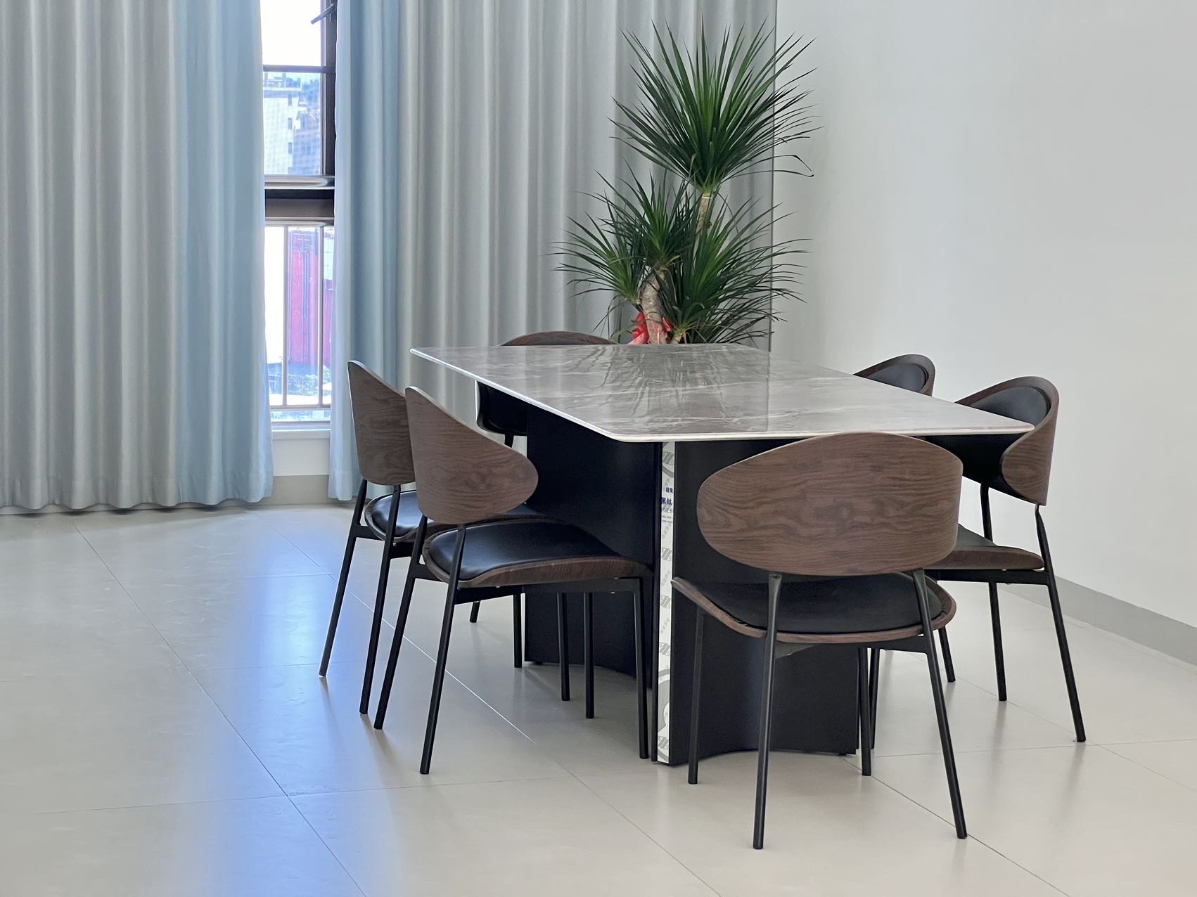 海航豪庭北苑  5室2厅2卫    8800.0元/月室内图