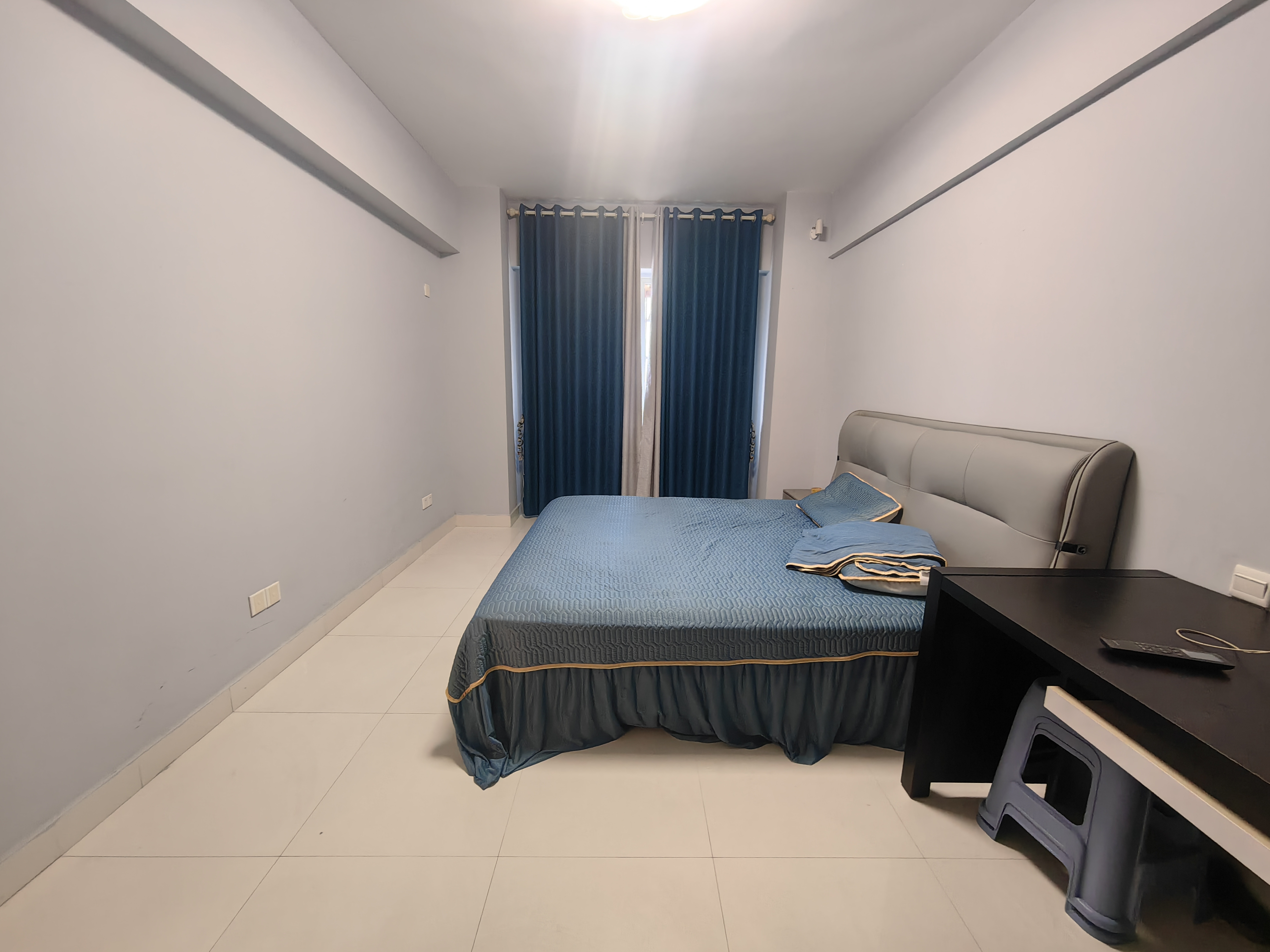 罗牛山花园  4室2厅4卫    7500.0元/月室内图