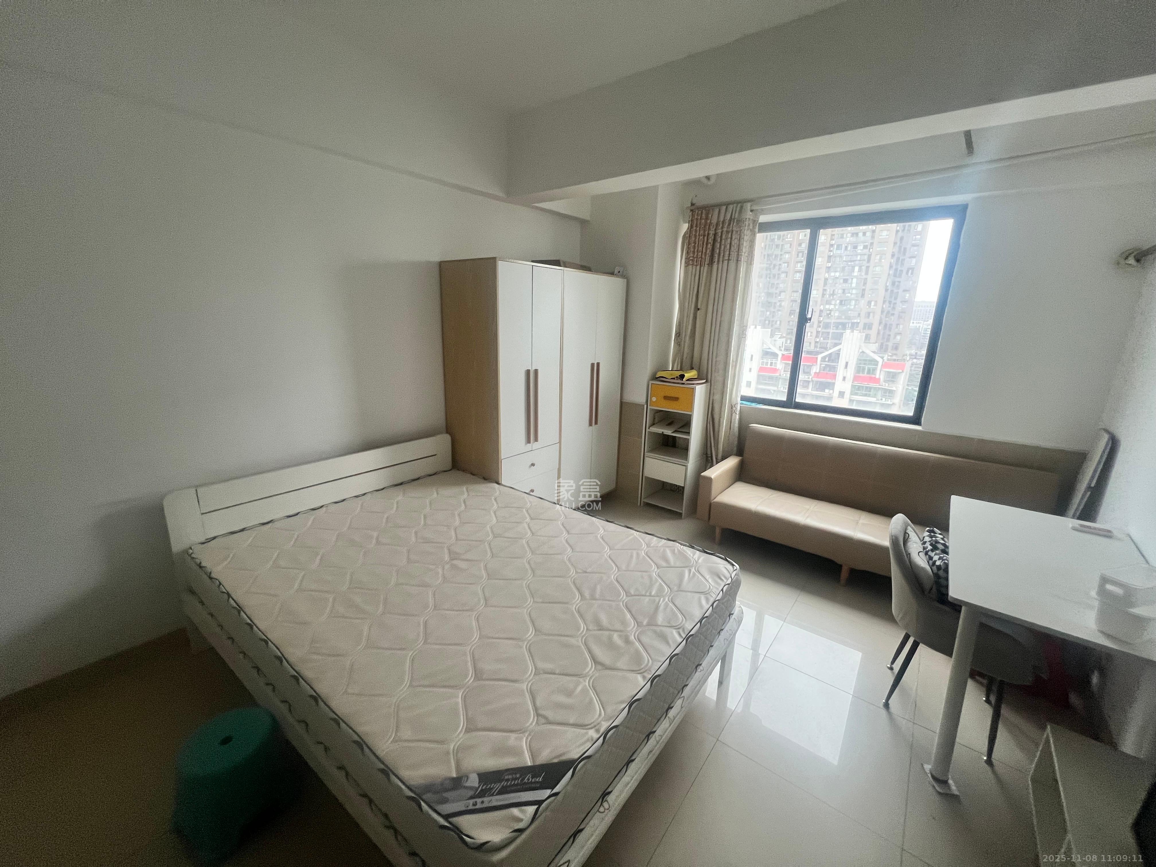 阳光锦城 1室1厅1卫 1200.0元/月 阳光锦城 1室1厅1卫 1200.0元/月室内图