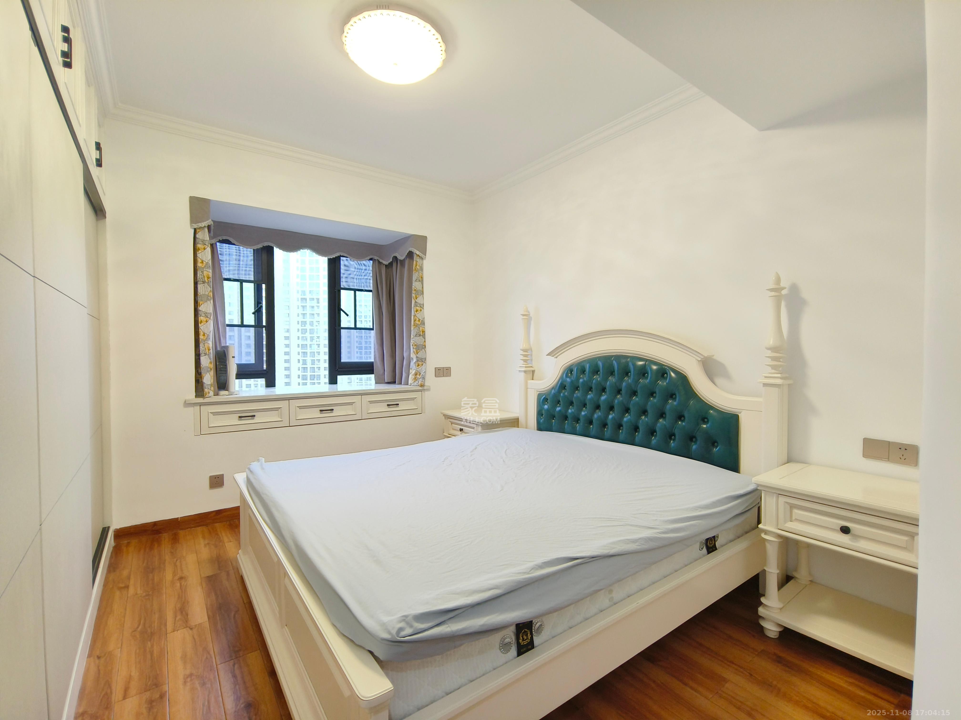 勤诚达境界城 3室2厅2卫 2600.0元/月 勤诚达境界城 3室2厅2卫 2600.0元/月室内图