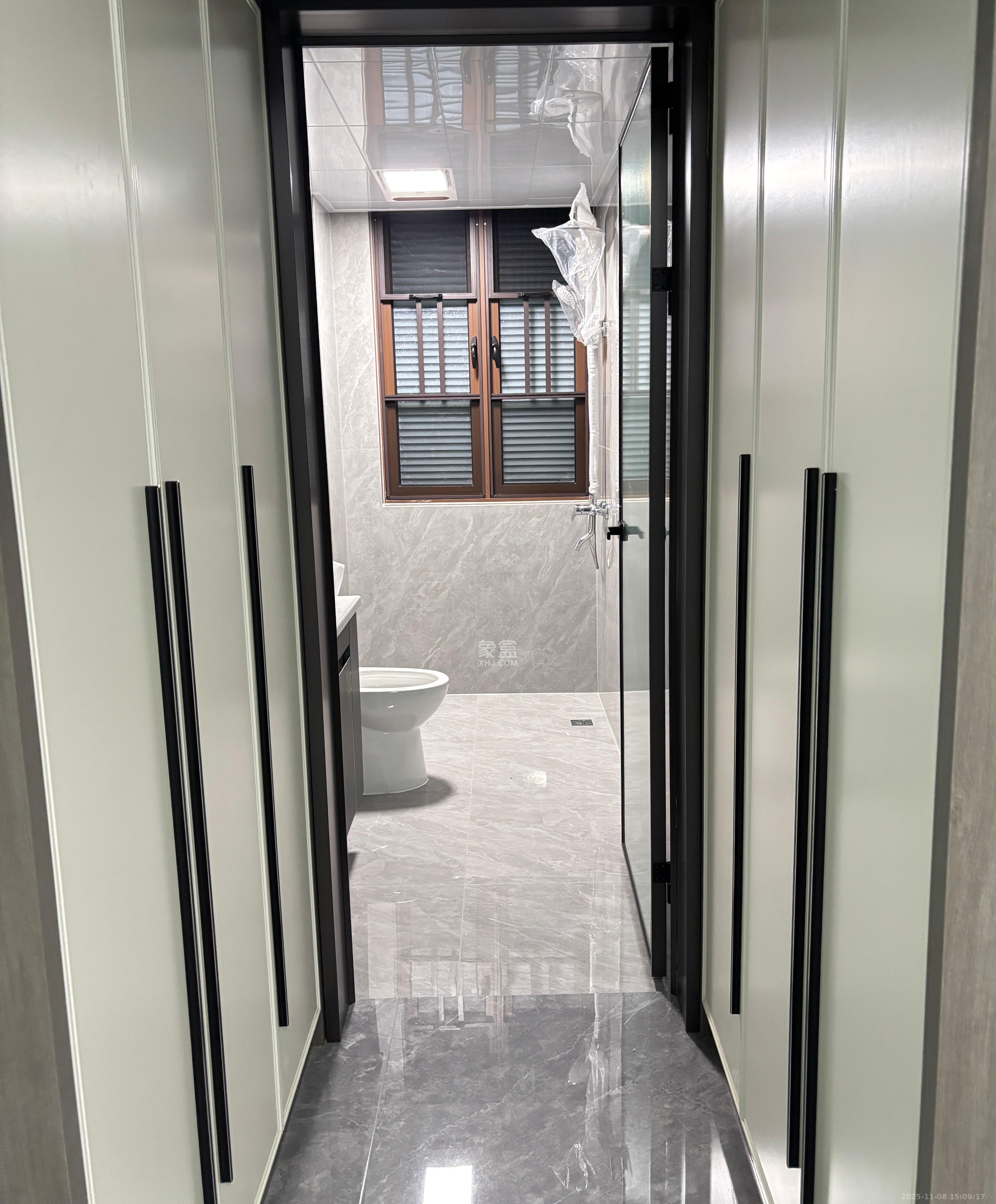 长龙湾  3室2厅1卫    2400.0元/月室内图