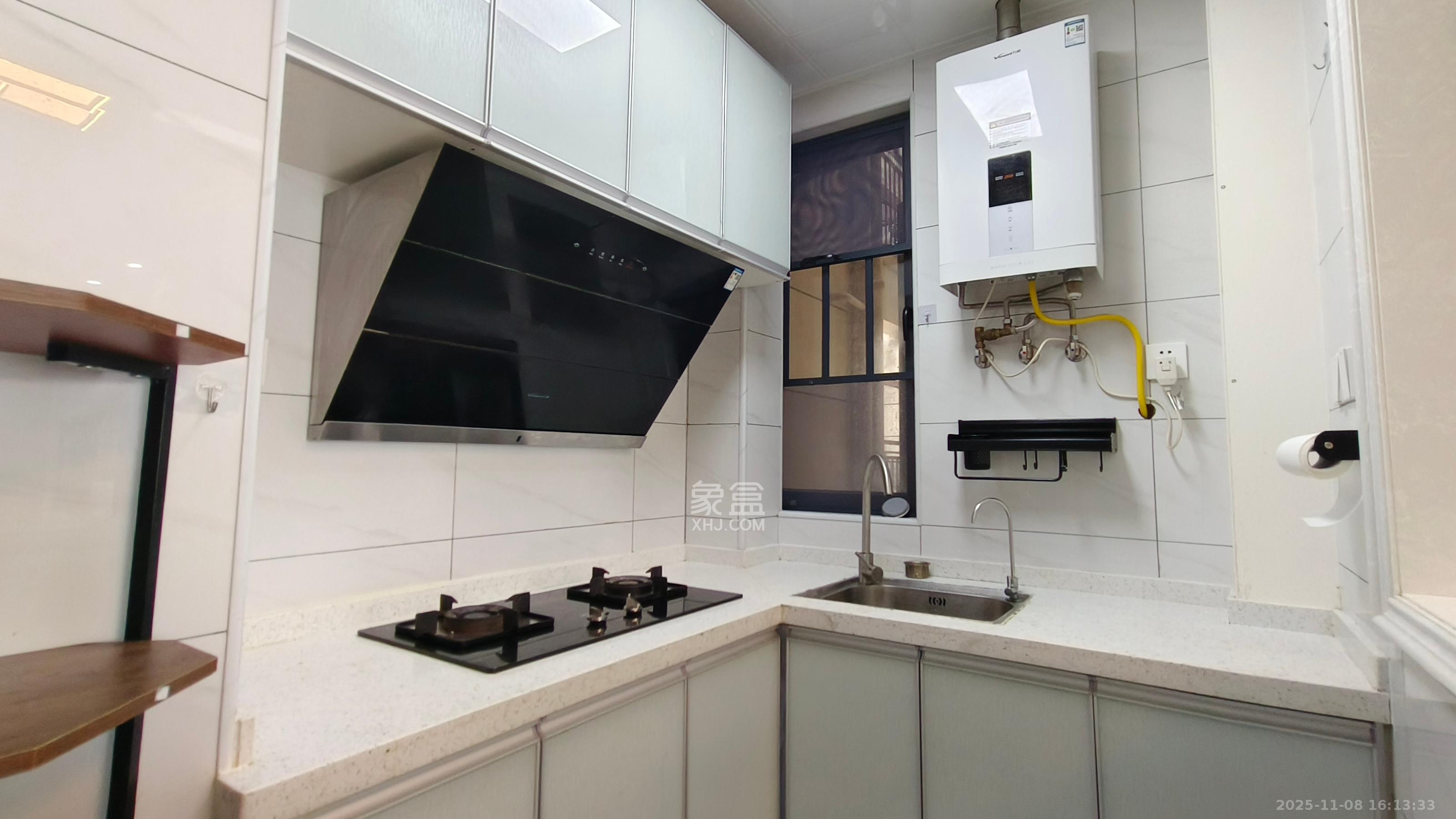 轻盐阳光CEO(轻盐雅苑)(轻奢时代)  3室2厅2卫    2800.0元/月室内图