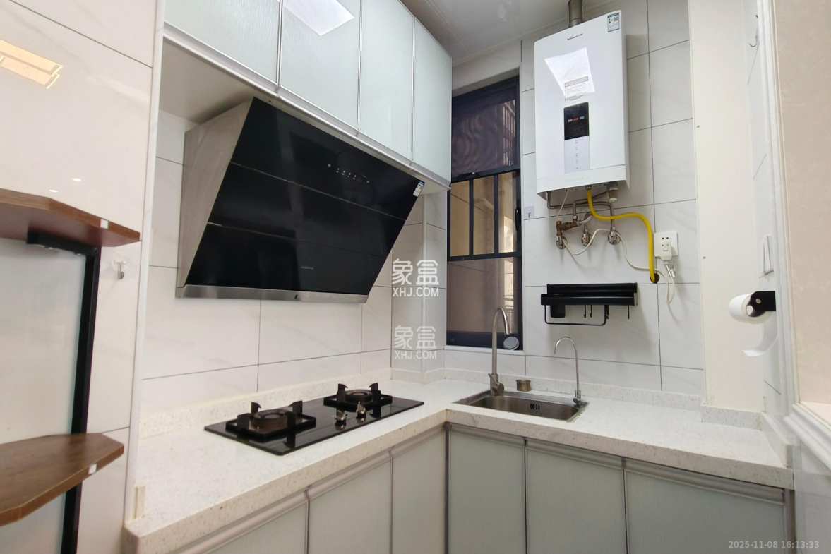 轻盐阳光CEO(轻盐雅苑)(轻奢时代) 3室2厅2卫 2800.0元/月 轻盐阳光CEO(轻盐雅苑)(轻奢时代) 3室2厅2卫 2800.0元/月室内图