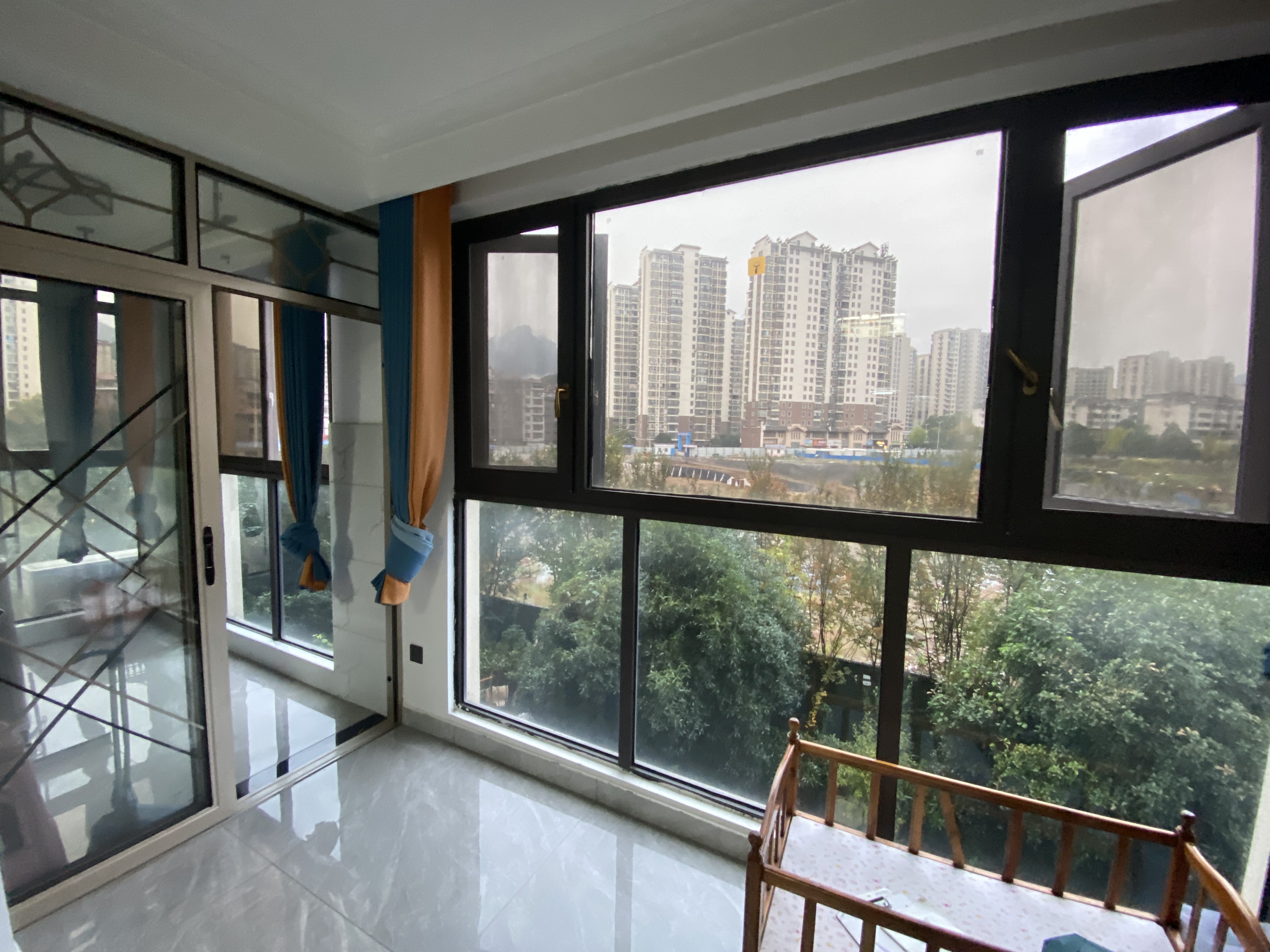 江与城 2室1厅1卫 1700.0元/月 江与城 2室1厅1卫 1700.0元/月室内图