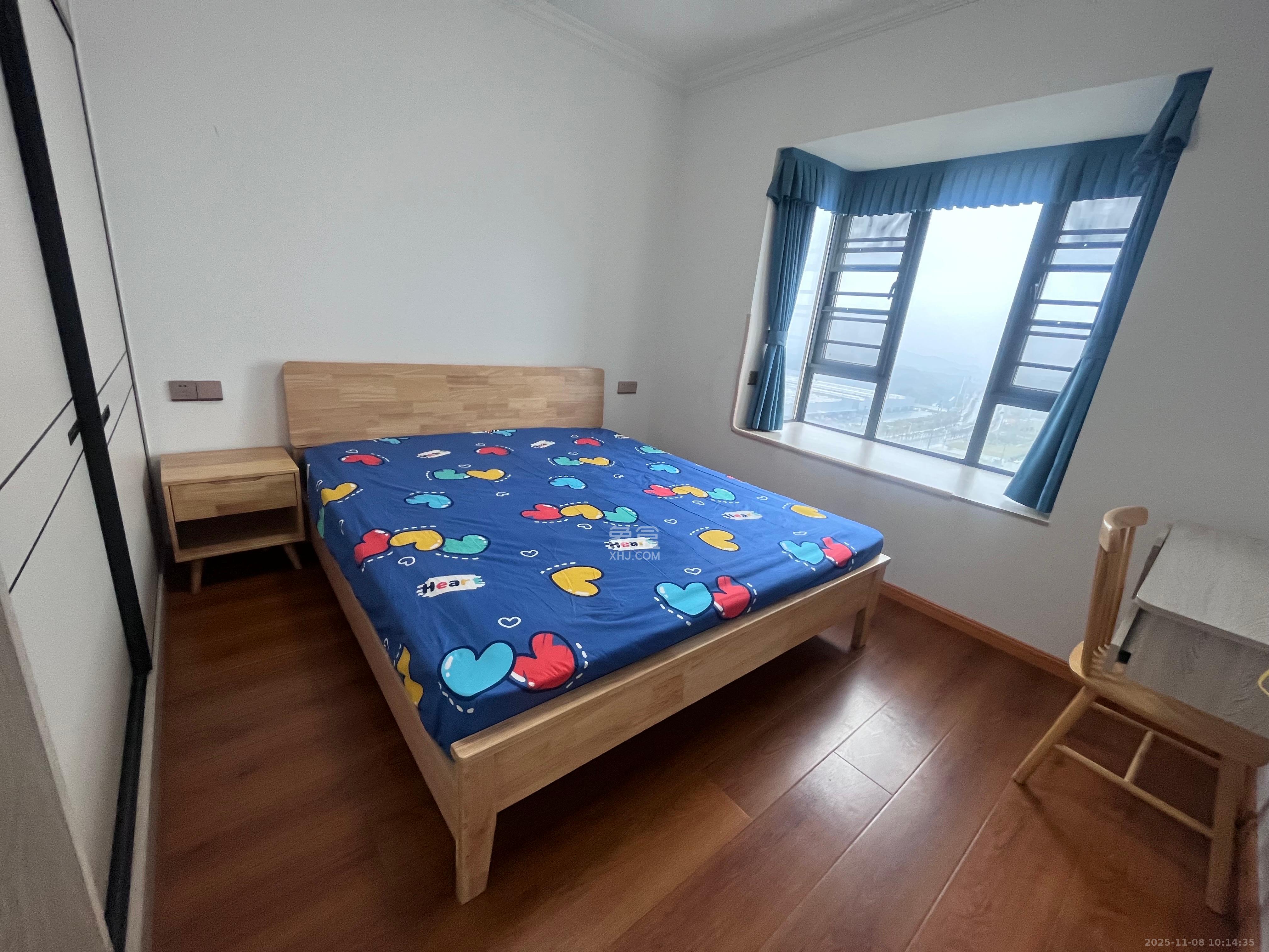 真人桥家园一期  2室2厅1卫    1600.0元/月室内图