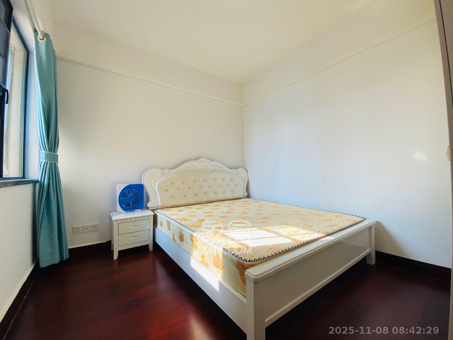 复地崑玉国际一期 1室2厅1卫 3500.0元/月 复地崑玉国际一期 1室2厅1卫 3500.0元/月室内图