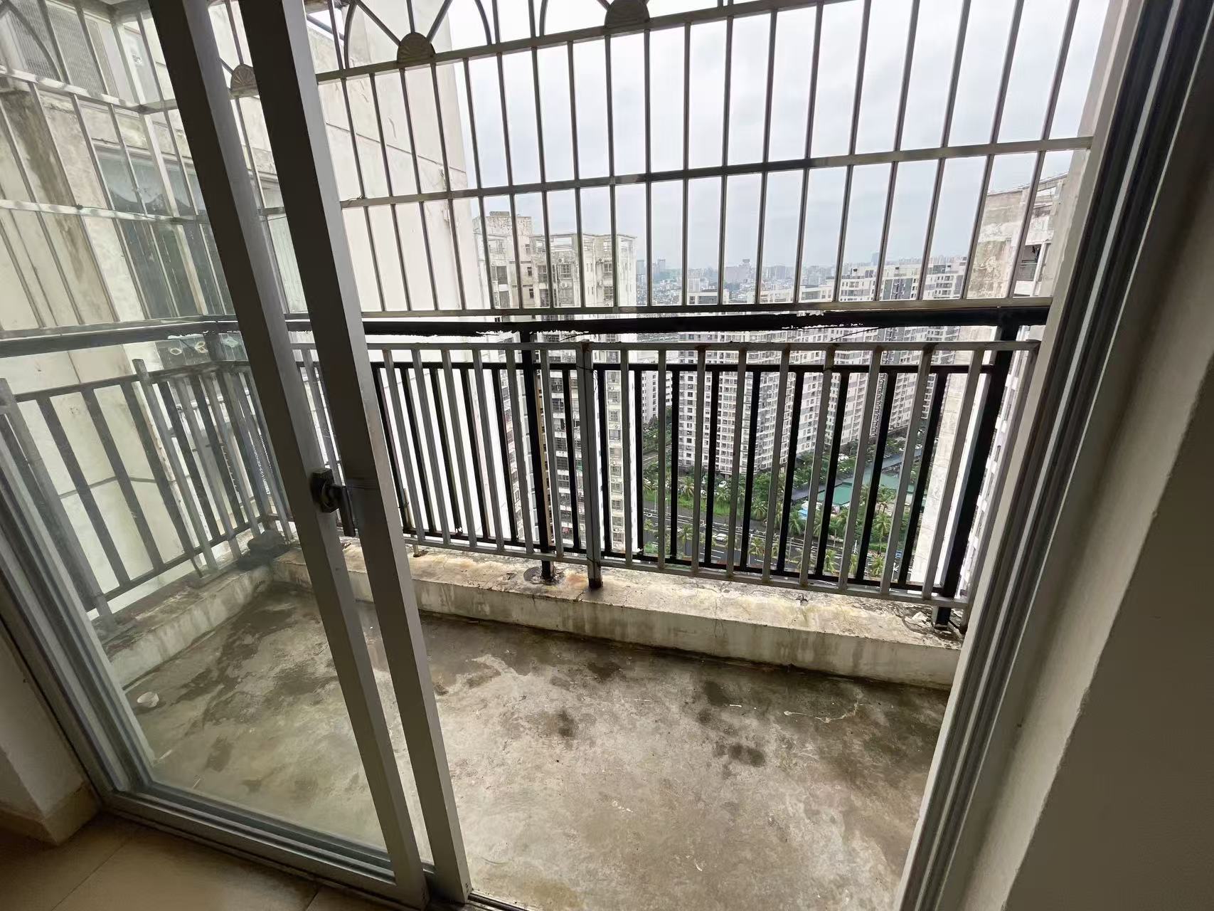 水岸阳光A小区 2室2厅1卫 66.0万 水岸阳光A小区 2室2厅1卫 66.0万室内图