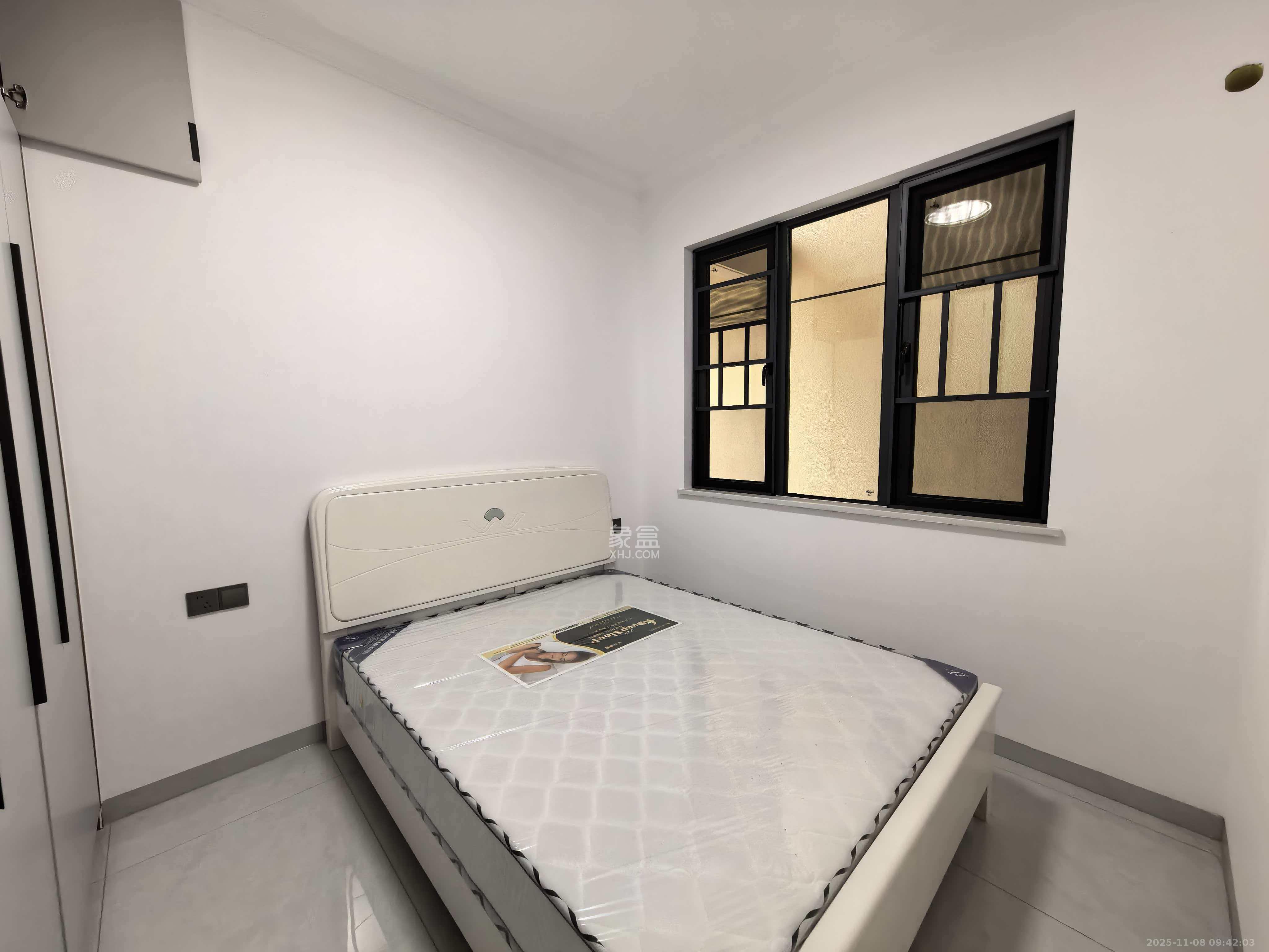 杏梨苑  2室1厅1卫    1800.0元/月室内图