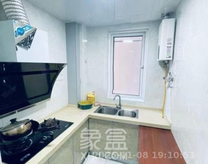 尚上美寓  1室2厅1卫    3200.0元/月室内图