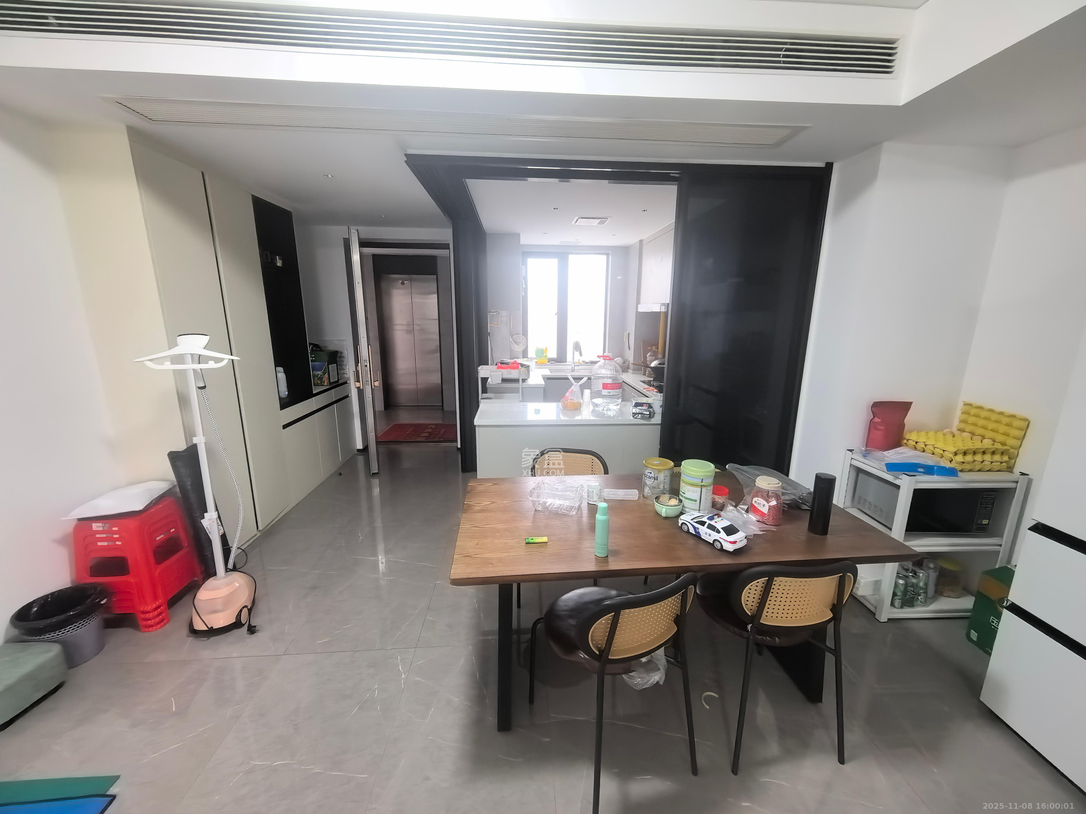 金地峯范  4室2厅2卫    4300.0元/月室内图