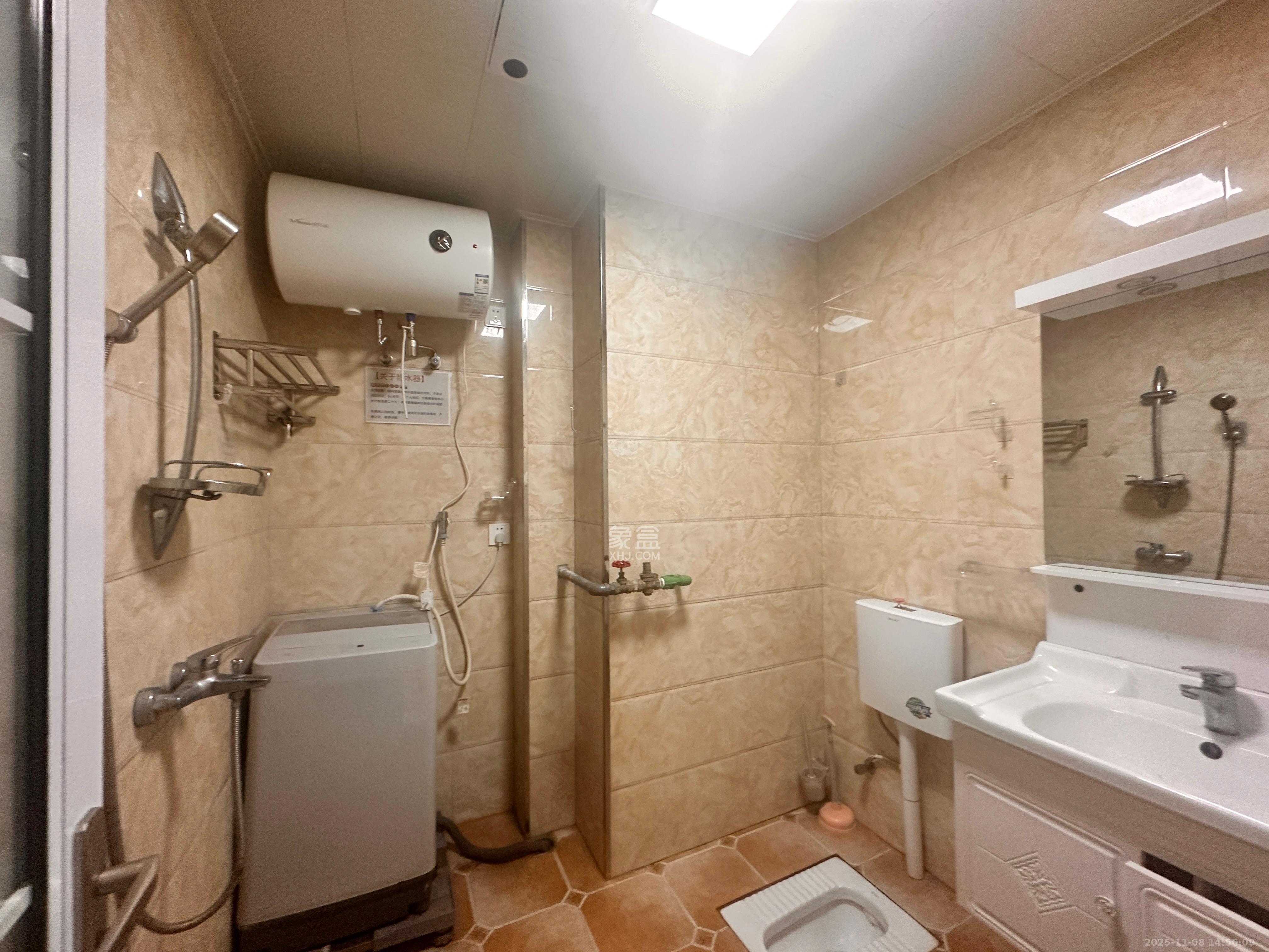 荣悦台  1室1厅1卫    2300.0元/月室内图