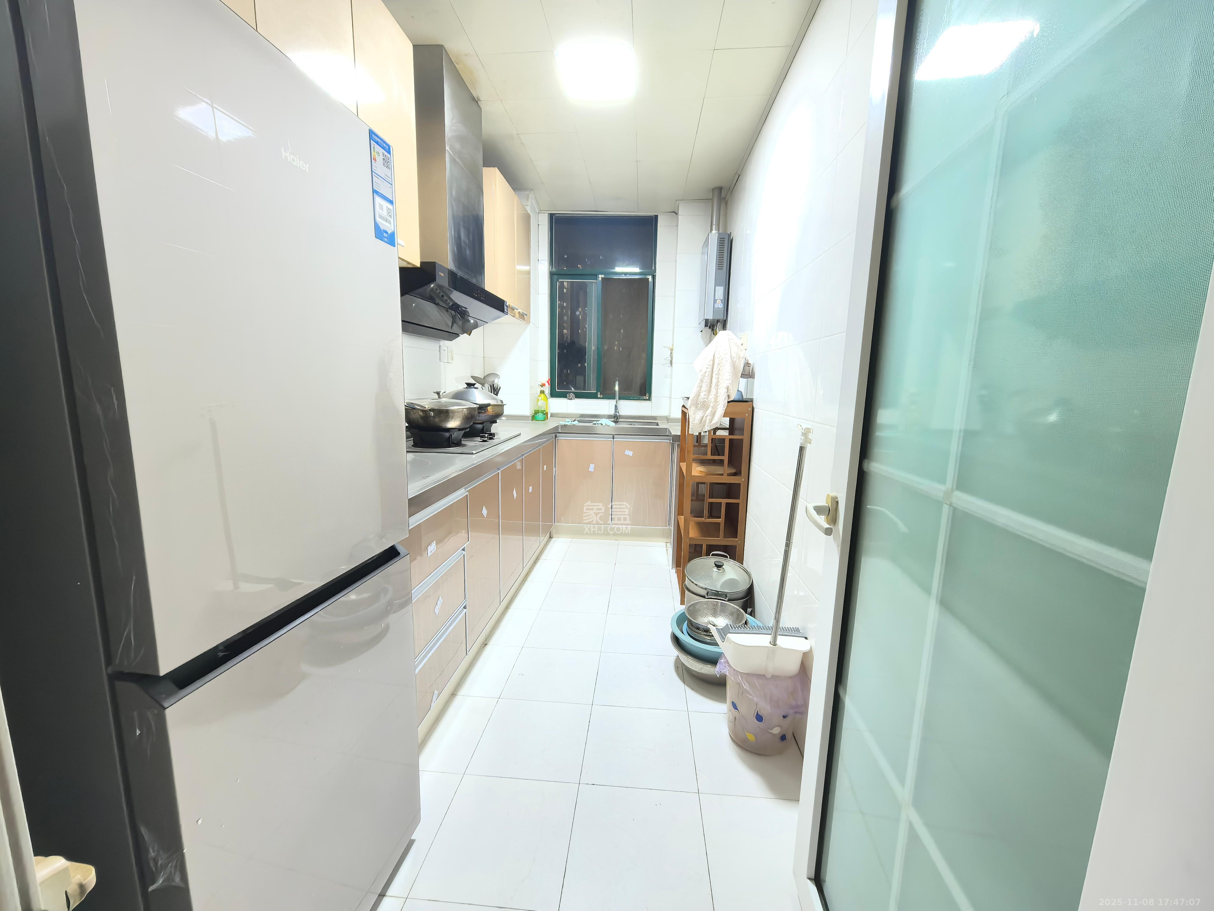 永宏佳园  3室2厅2卫    2800.0元/月室内图