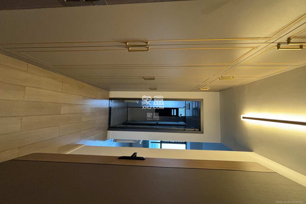 财汇新天地(财汇商务广场) 3室2厅2卫 2600.0元/月 财汇新天地(财汇商务广场) 3室2厅2卫 2600.0元/月室内图