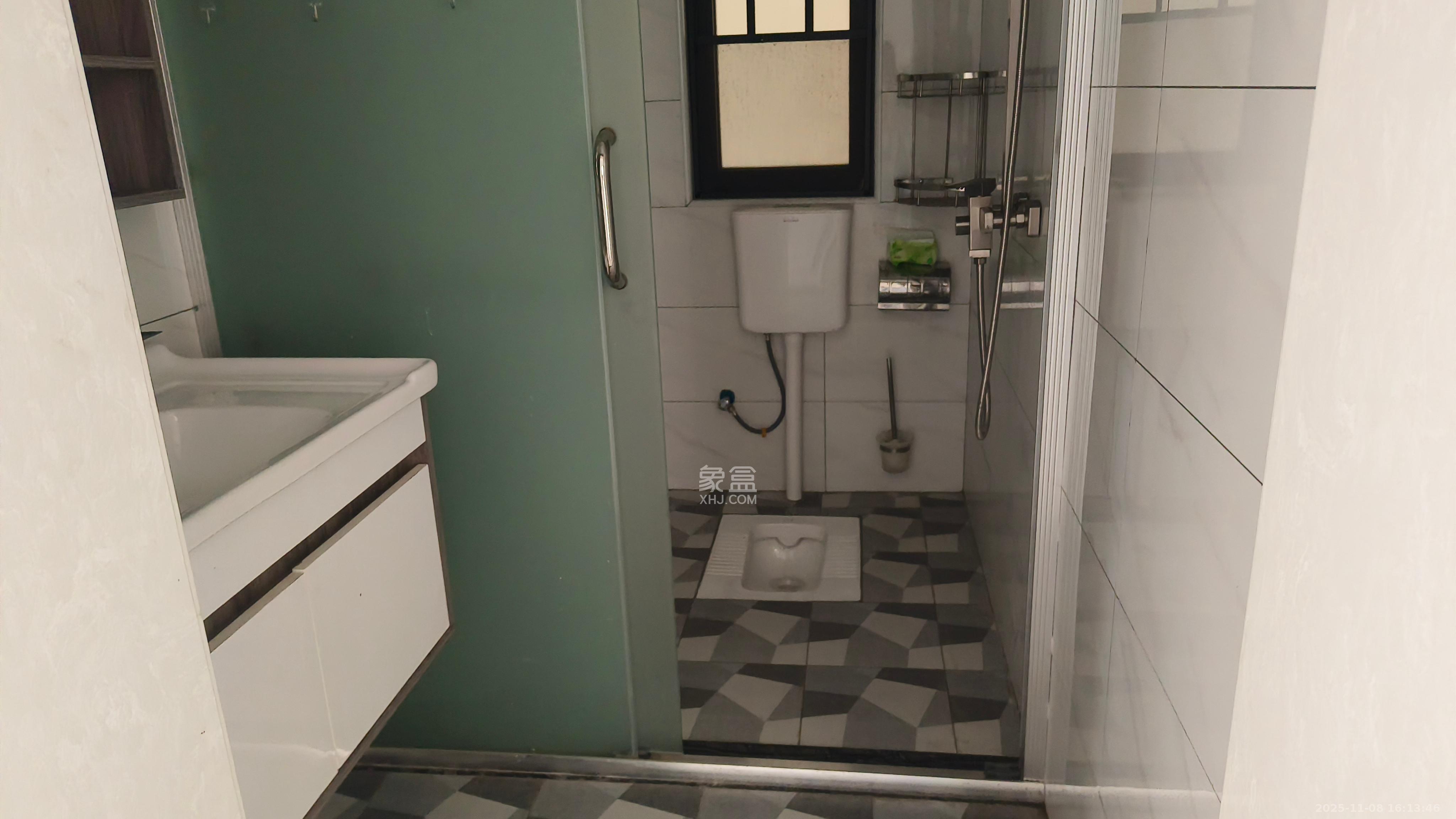 轻盐阳光CEO(轻盐雅苑)(轻奢时代)  3室2厅2卫    2800.0元/月室内图