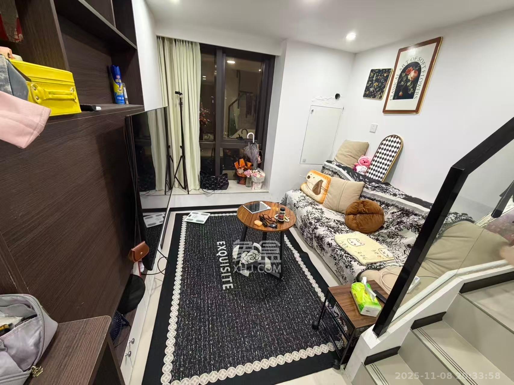 珠江花城好世界  1室1厅1卫    2000.0元/月