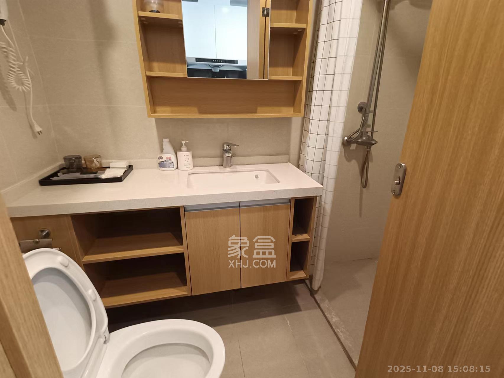 阳光城檀悦  1室1厅1卫    1600.0元/月室内图