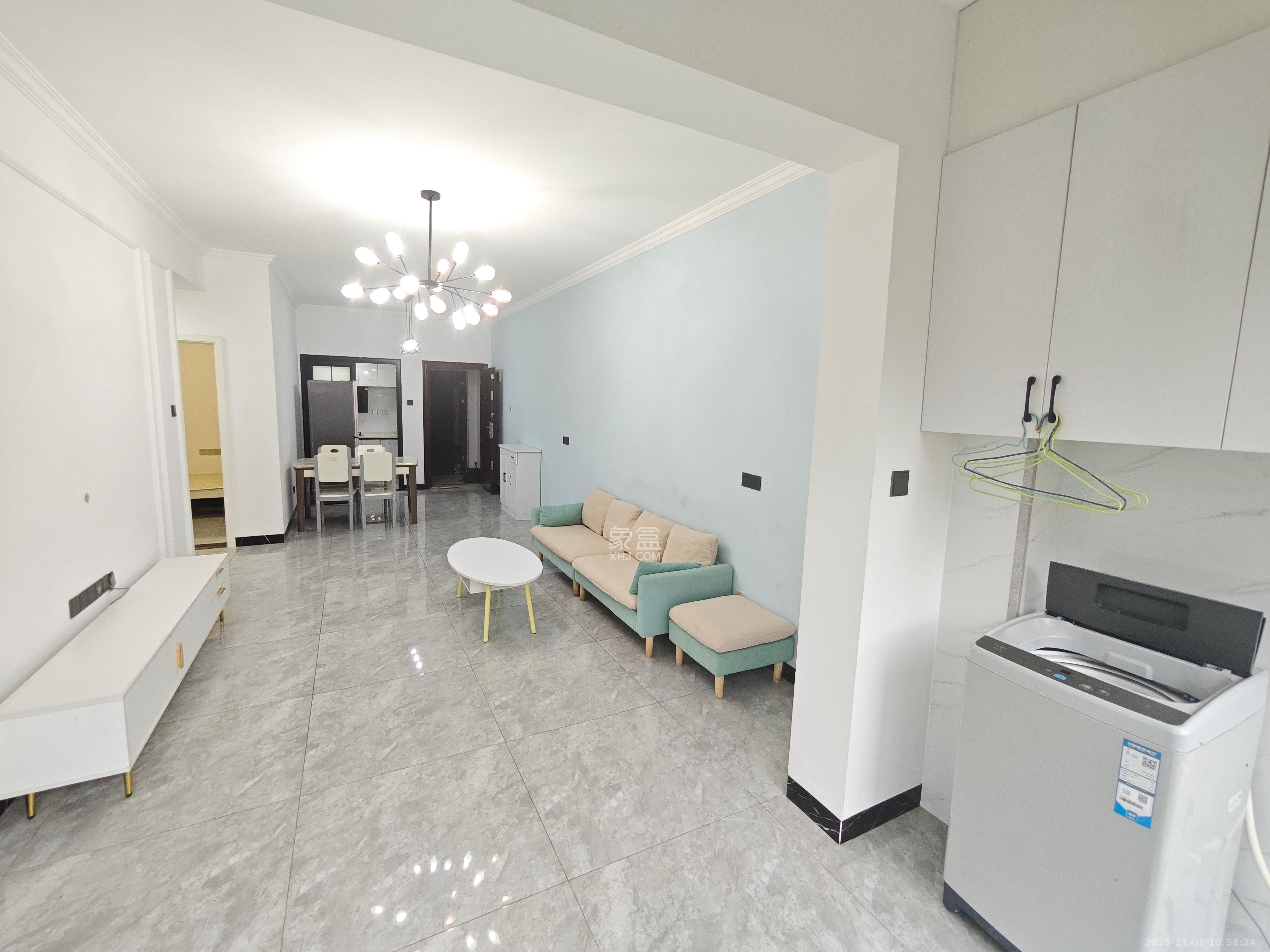 星雅美辰 2室2厅1卫 2100.0元/月 星雅美辰 2室2厅1卫 2100.0元/月室内图