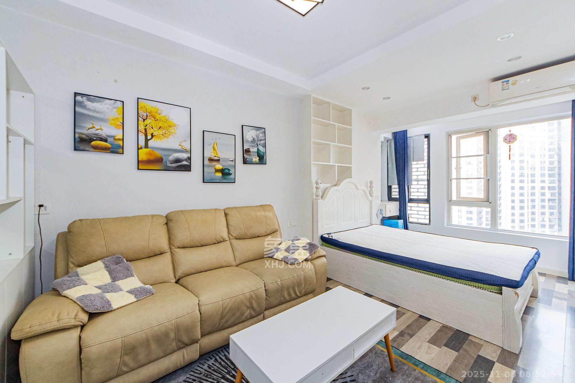 北辰三角洲E3区  1室1厅1卫    2300.0元/月