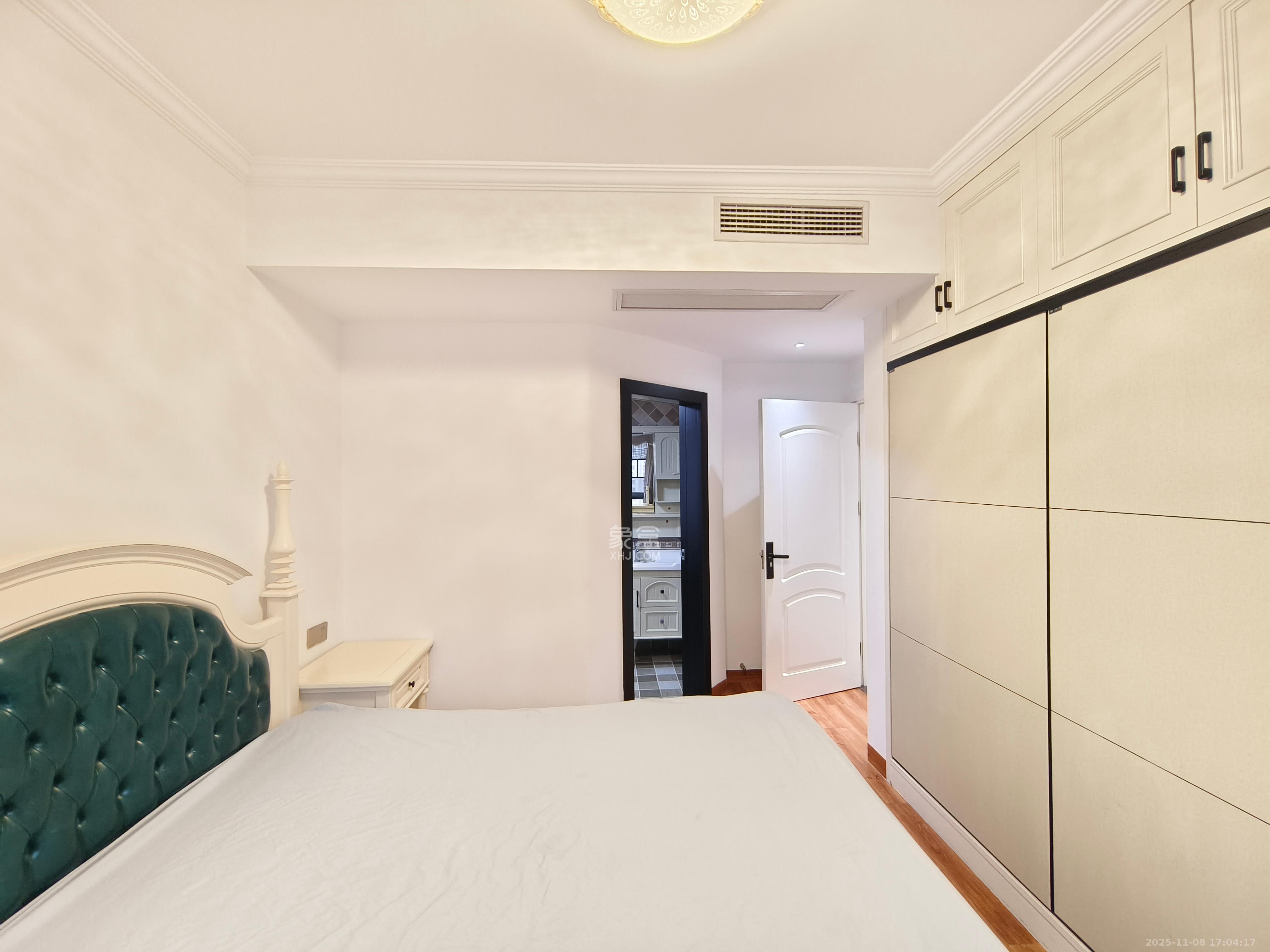 勤诚达境界城 3室2厅2卫 2600.0元/月 勤诚达境界城 3室2厅2卫 2600.0元/月室内图