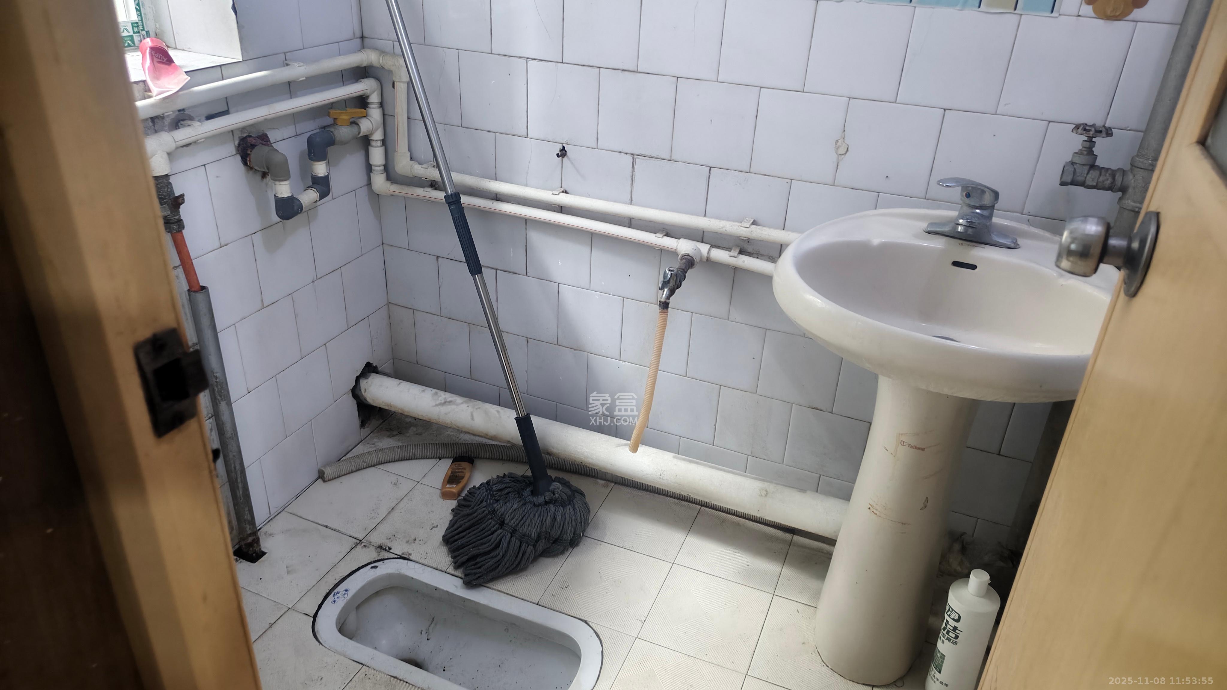 梨子山社区长电宿舍  2室1厅1卫    1300.0元/月室内图