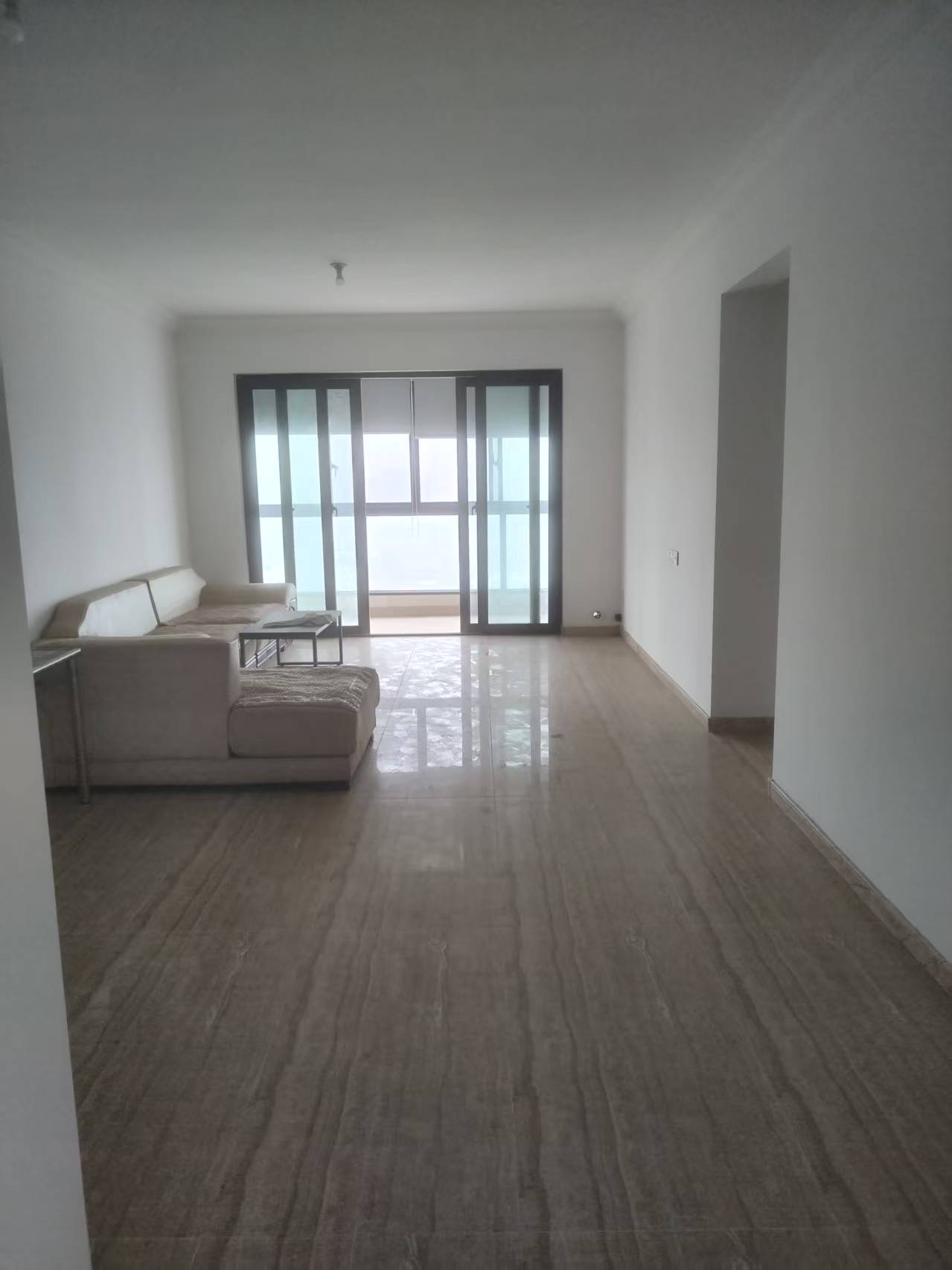 东城首府 3室2厅2卫 1800.0元/月 东城首府 3室2厅2卫 1800.0元/月室内图