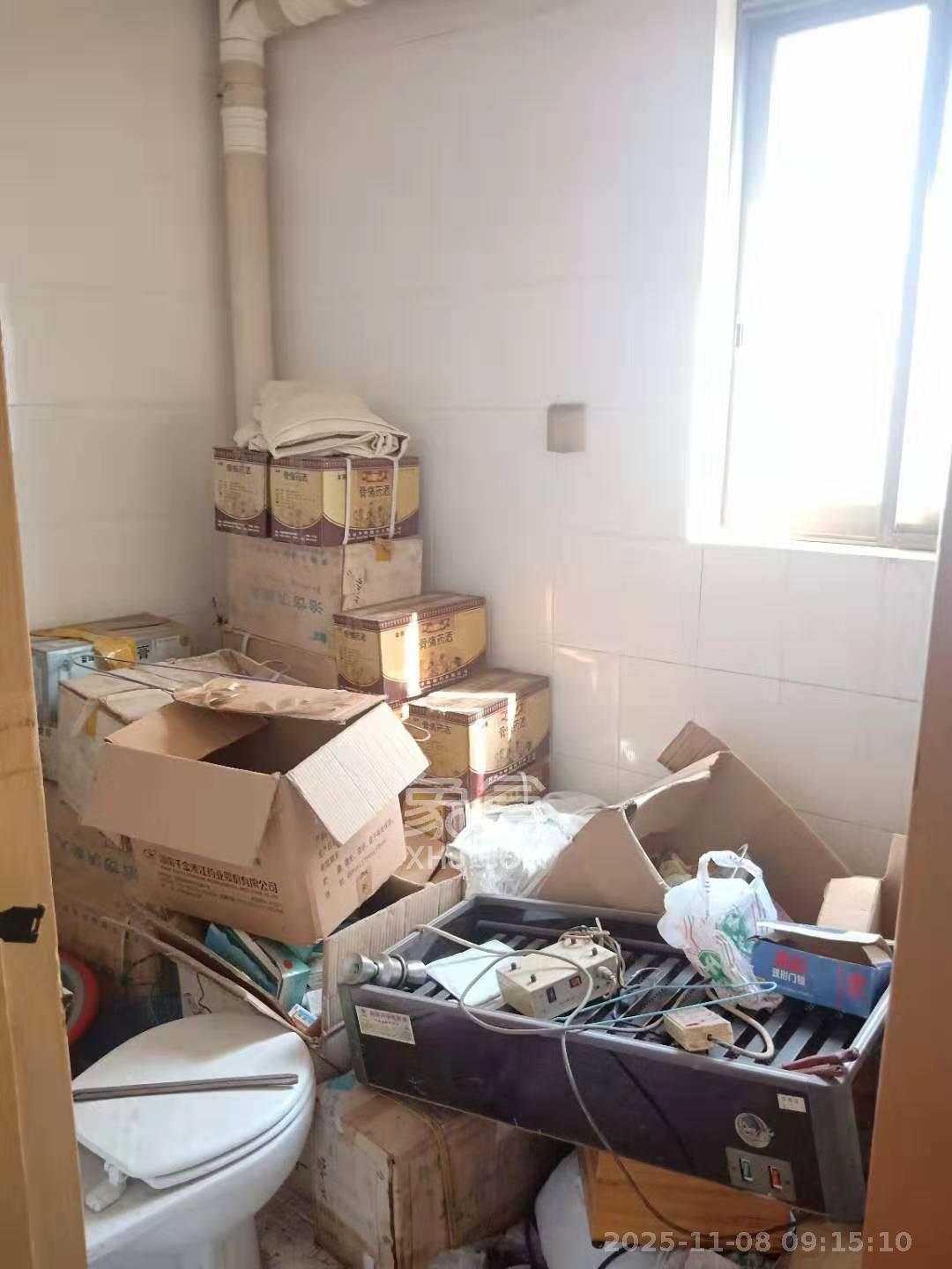 涉外花园 3室2厅2卫 2300.0元/月 涉外花园 3室2厅2卫 2300.0元/月室内图