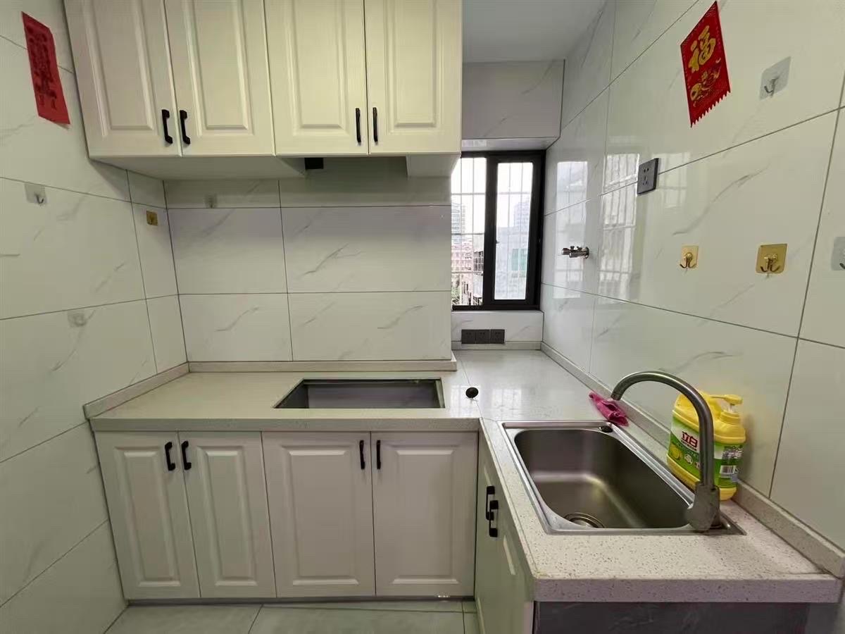 晋江安置小区(群贤路8号) 2室2厅1卫 49.8万 晋江安置小区(群贤路8号) 2室2厅1卫 49.8万客厅