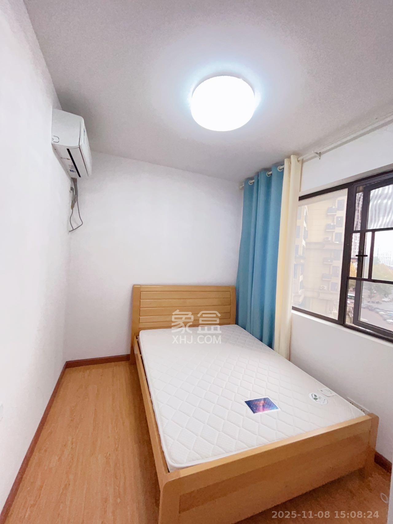 和泓梅溪四季  3室2厅2卫    2800.0元/月室内图