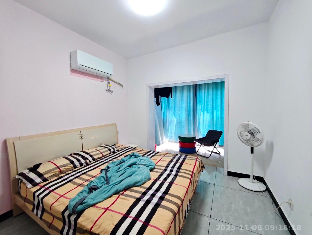 金色地标  1室1厅1卫    1050.0元/月室内图