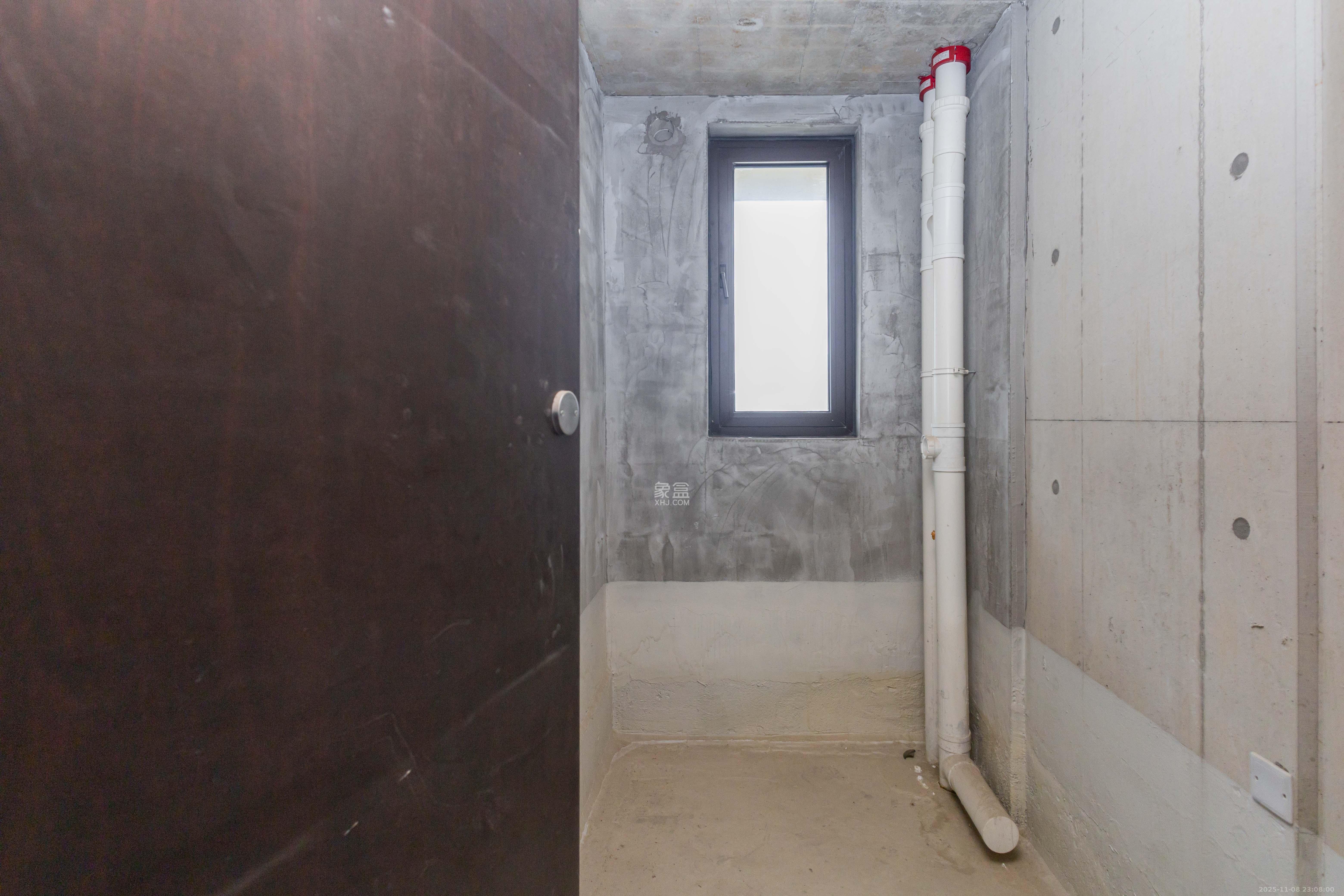 龙湖碧桂园天宸原著 4室2厅2卫 160.0万 龙湖碧桂园天宸原著 4室2厅2卫 160.0万卫生间