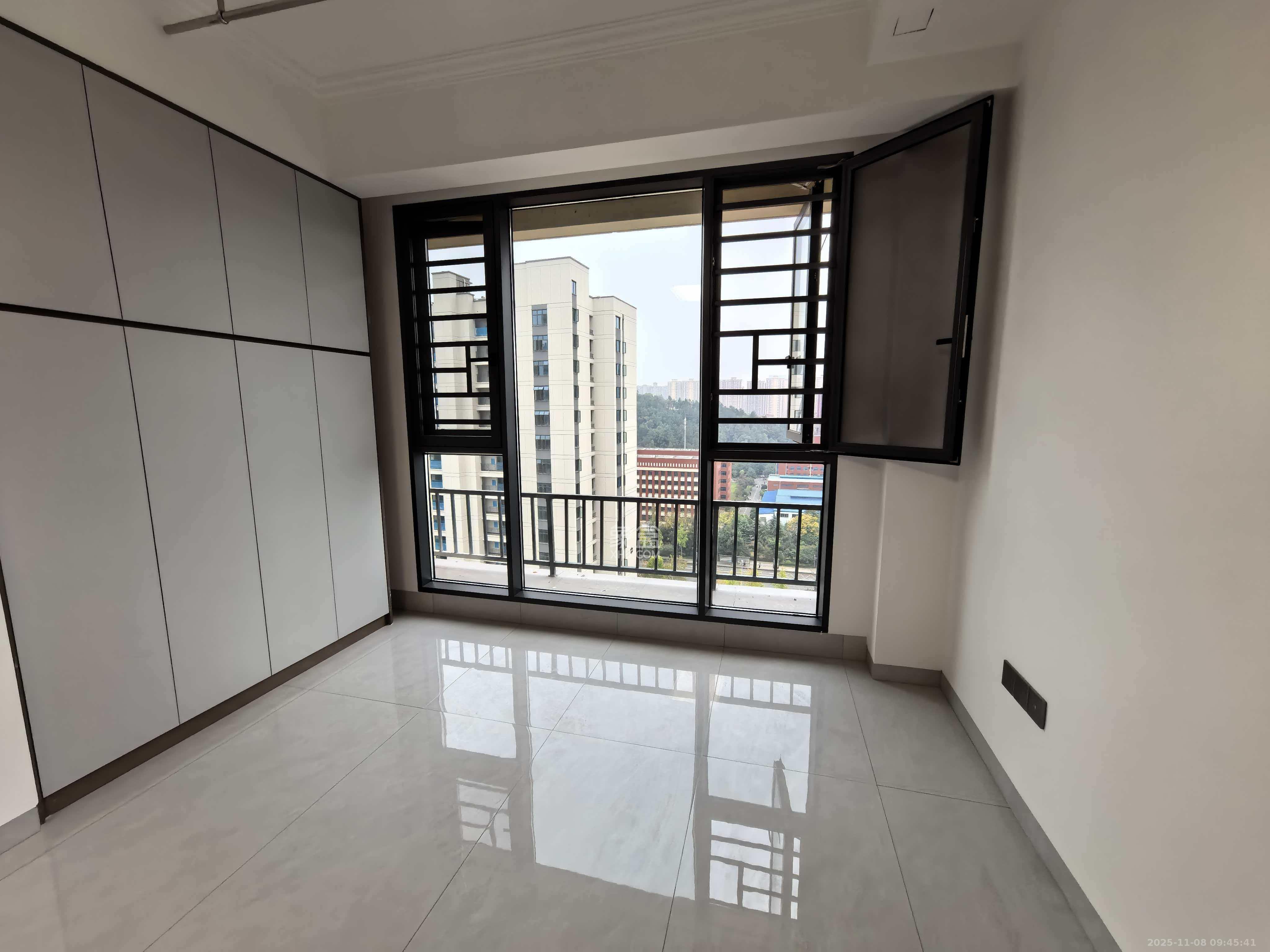 杏梨苑  2室1厅1卫    1800.0元/月室内图