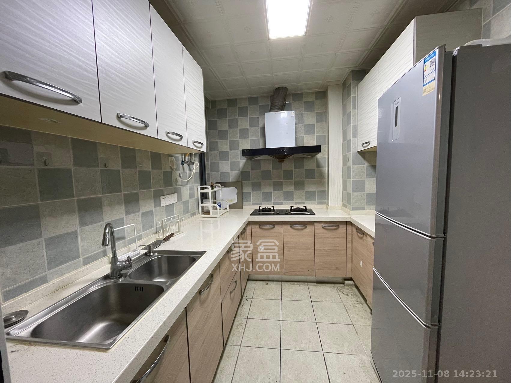 荣盛花语书苑  2室2厅1卫    2500.0元/月室内图