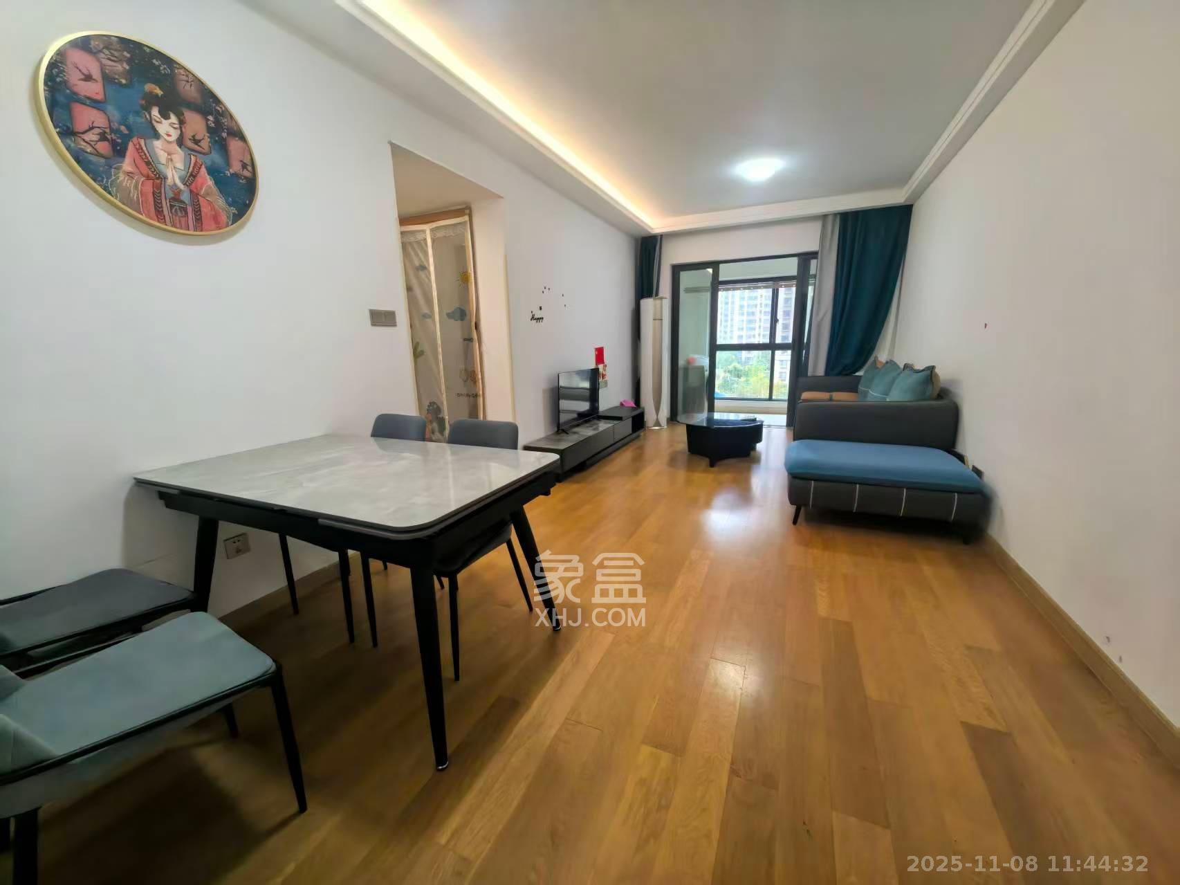 阳光城尚东湾青柠园  3室2厅1卫    2500.0元/月室内图