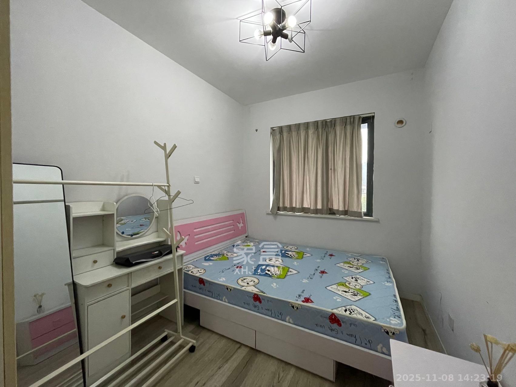 荣盛花语书苑  2室2厅1卫    2500.0元/月室内图