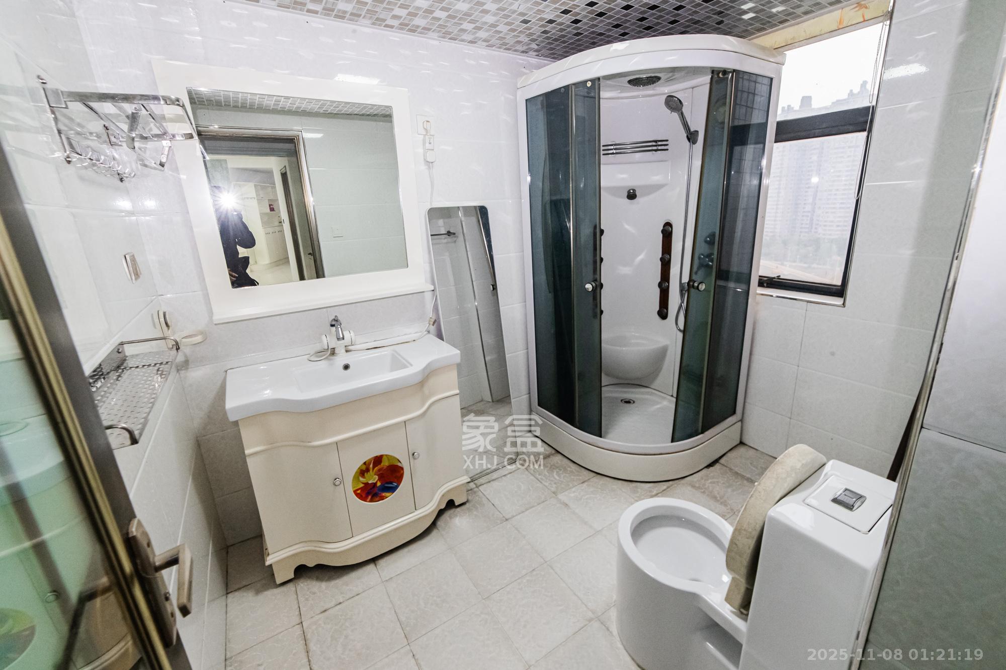 湘江世纪城瑞江苑 3室2厅2卫 78.0万 湘江世纪城瑞江苑 3室2厅2卫 78.0万卫生间